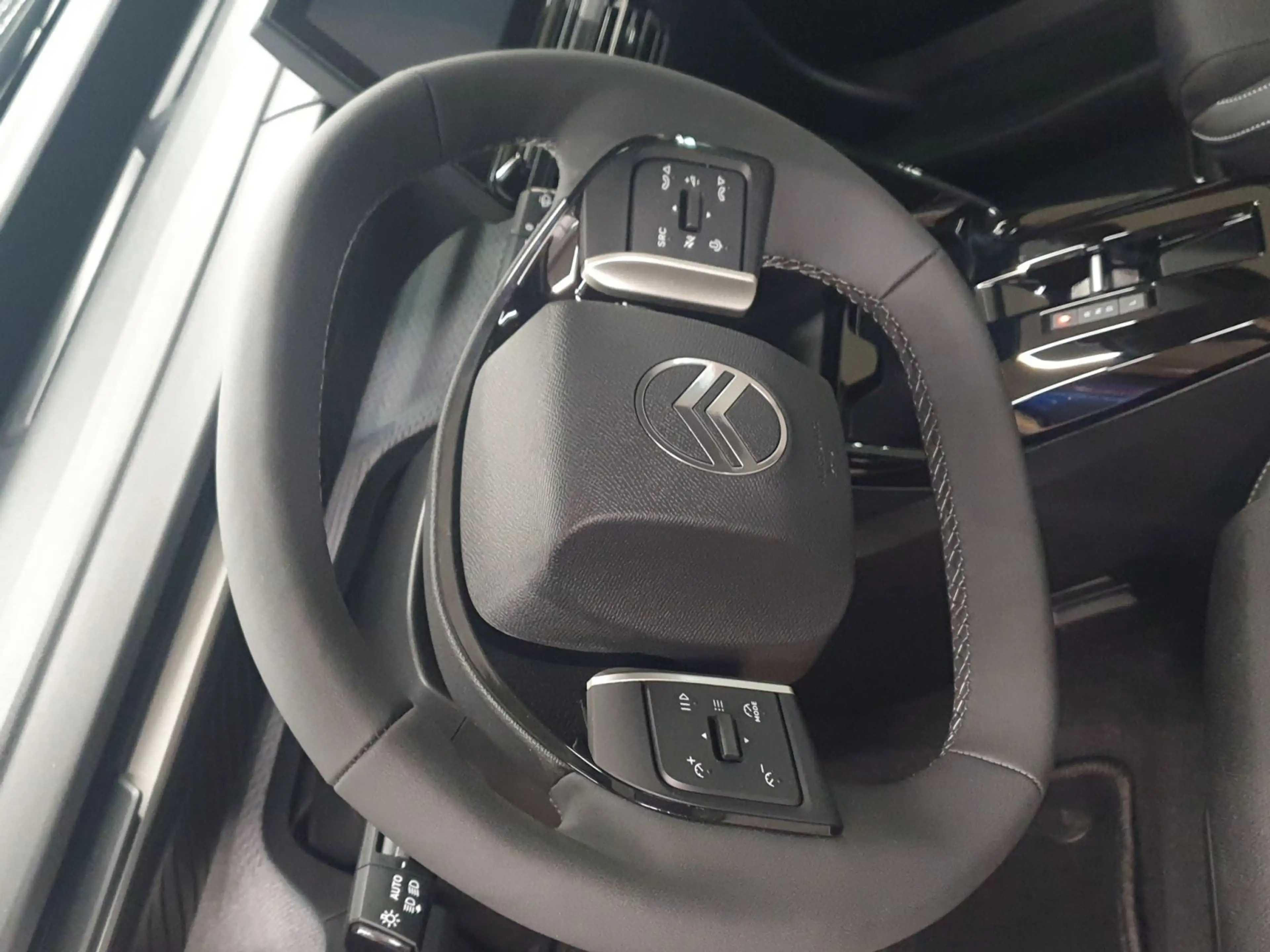 Citroen C3 Aircross Mild-Hybrid Max+ Winter Paket — photo 10