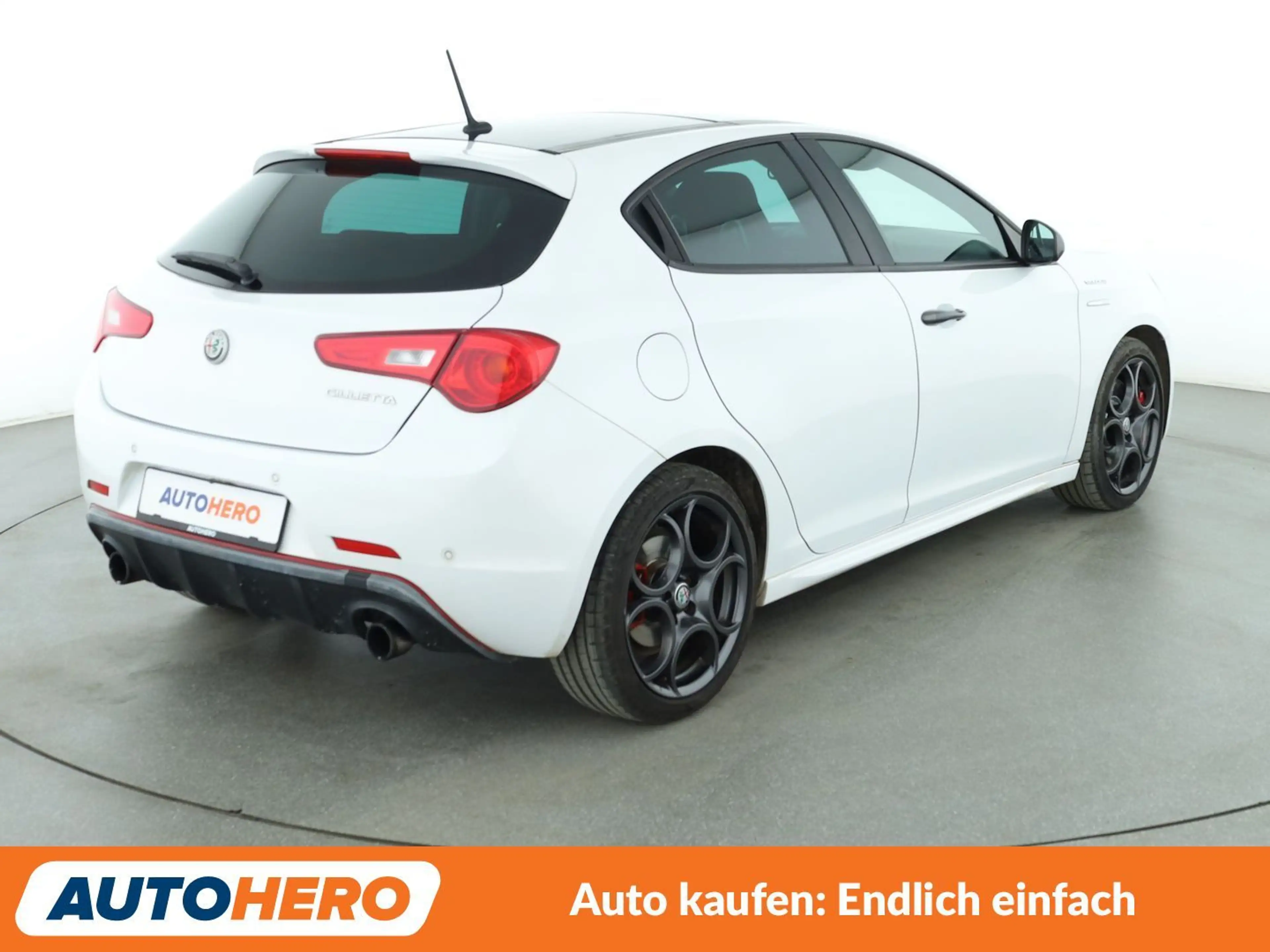 Alfa Romeo Giulietta 1.8 Turbo Veloce *NAVI*PDC*TEMPO*SHZ* — photo 6