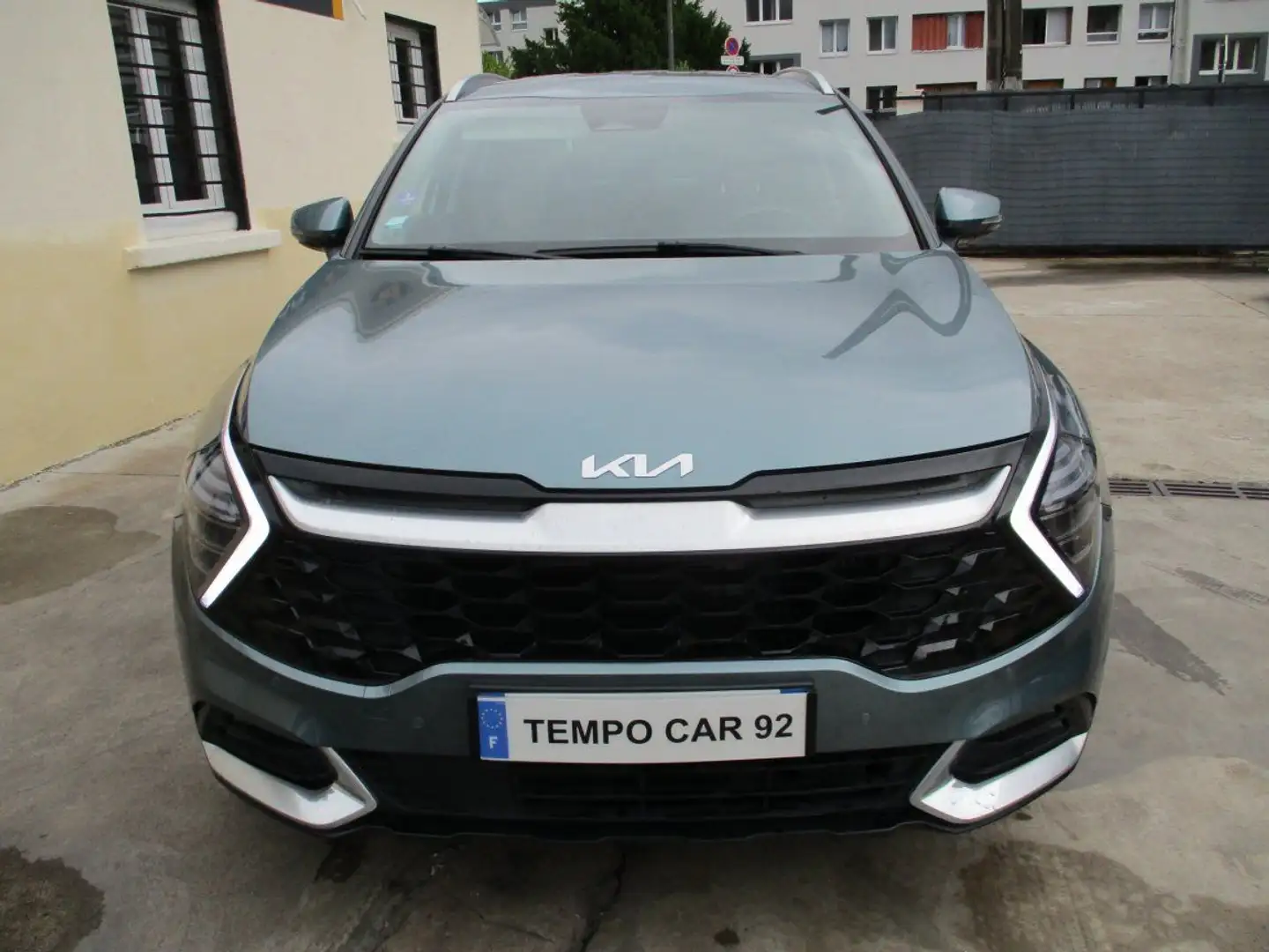 Kia Sportage 1.6 T-GDi 230ch ISG Hybride BVA6 4x2 Design Gris - 2