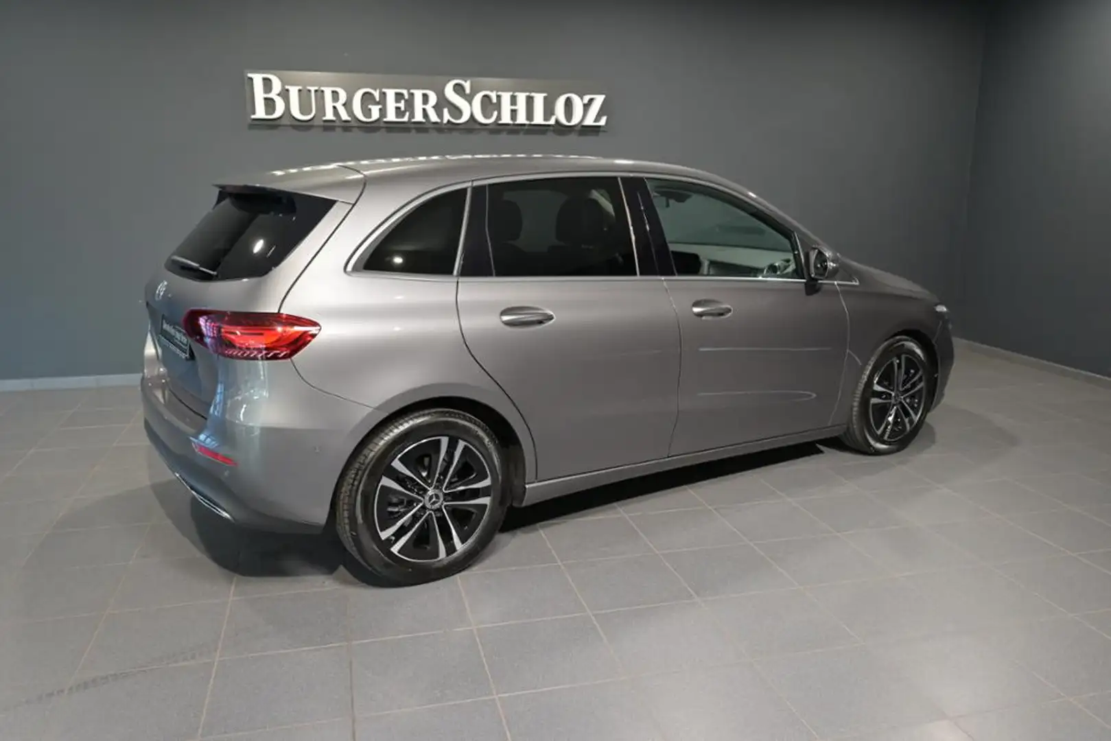 Mercedes-Benz B 180 AHK/LED/NAVI/KAMERA Grau - 2