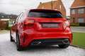 Mercedes-Benz A 220 4Matic 7G-DCT AMG Line - LED / PANO / FULL OPTION Rojo - thumbnail 3