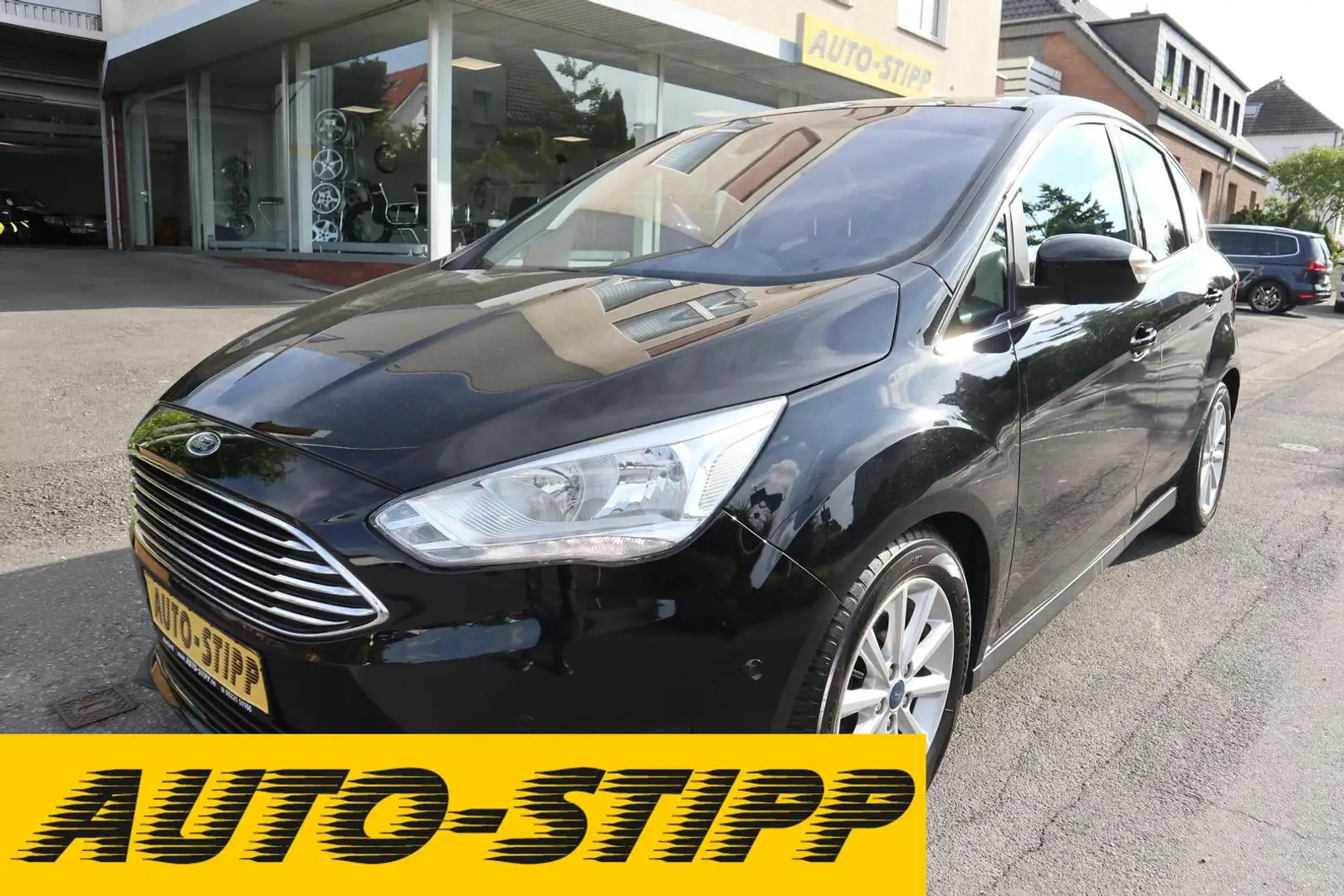 Ford C-Max 1.5 Titanium TEMP KEYLESS PANO SITZH PDC Noir - 1