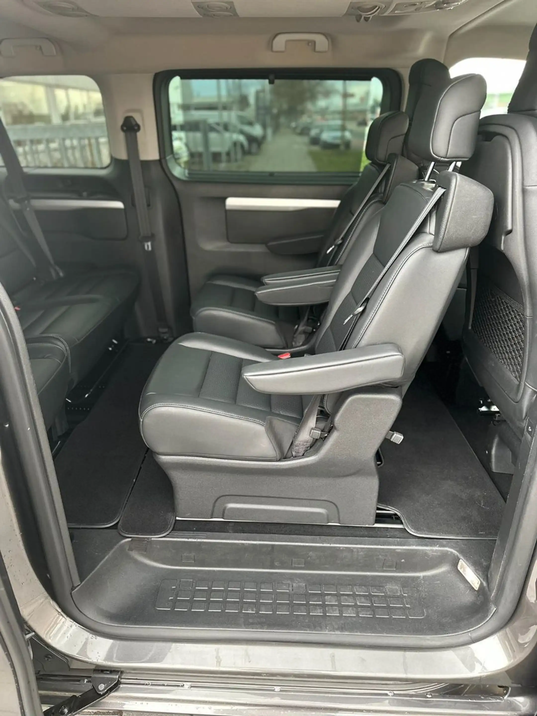 Opel Zafira Life / Leder / Standheiz. / Auto. / KD — photo 12