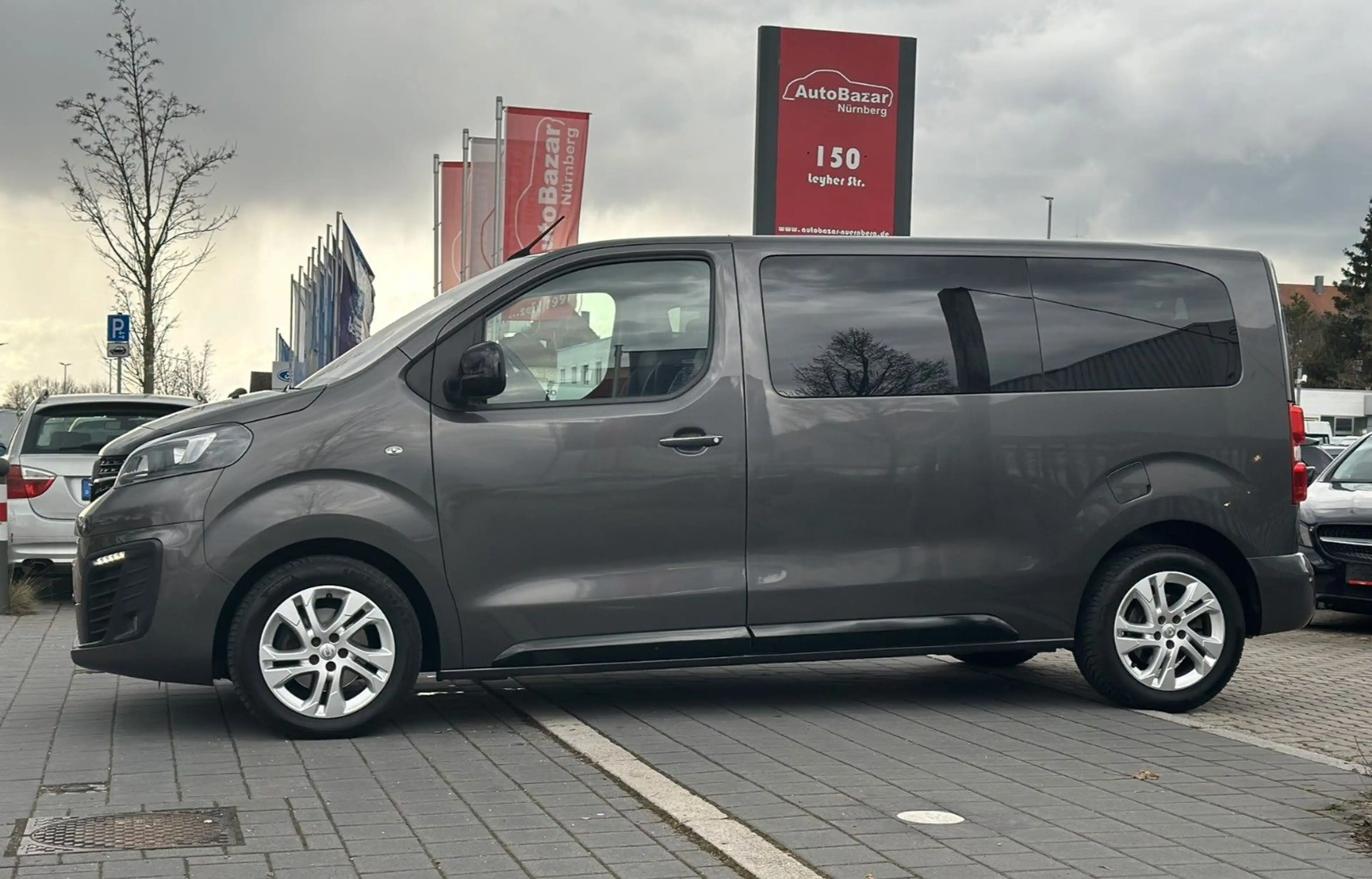 Opel Zafira Life / Leder / Standheiz. / Auto. / KD — photo 2
