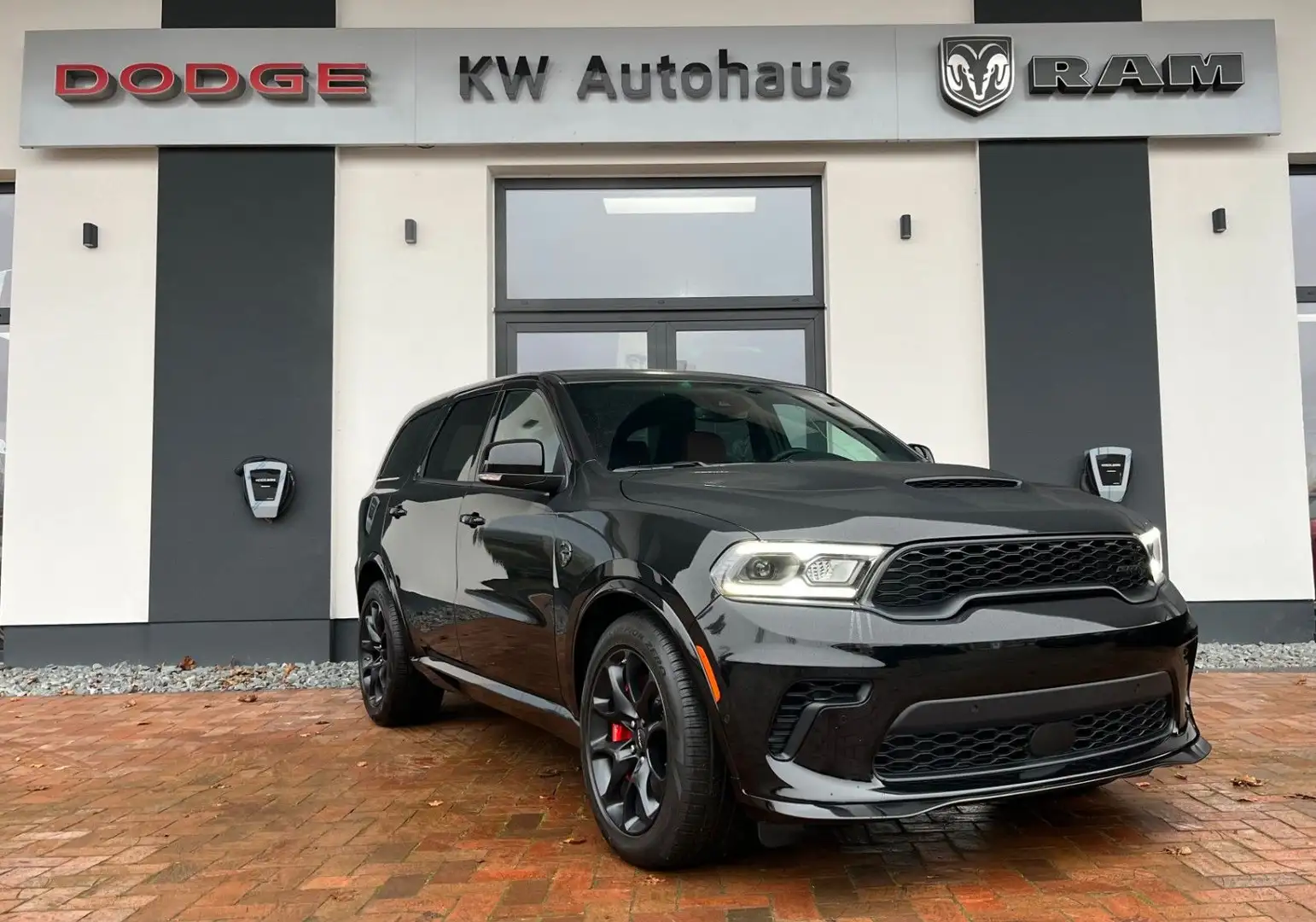 Dodge Durango 6,2l SRT Hellcat AHK Negro - 2