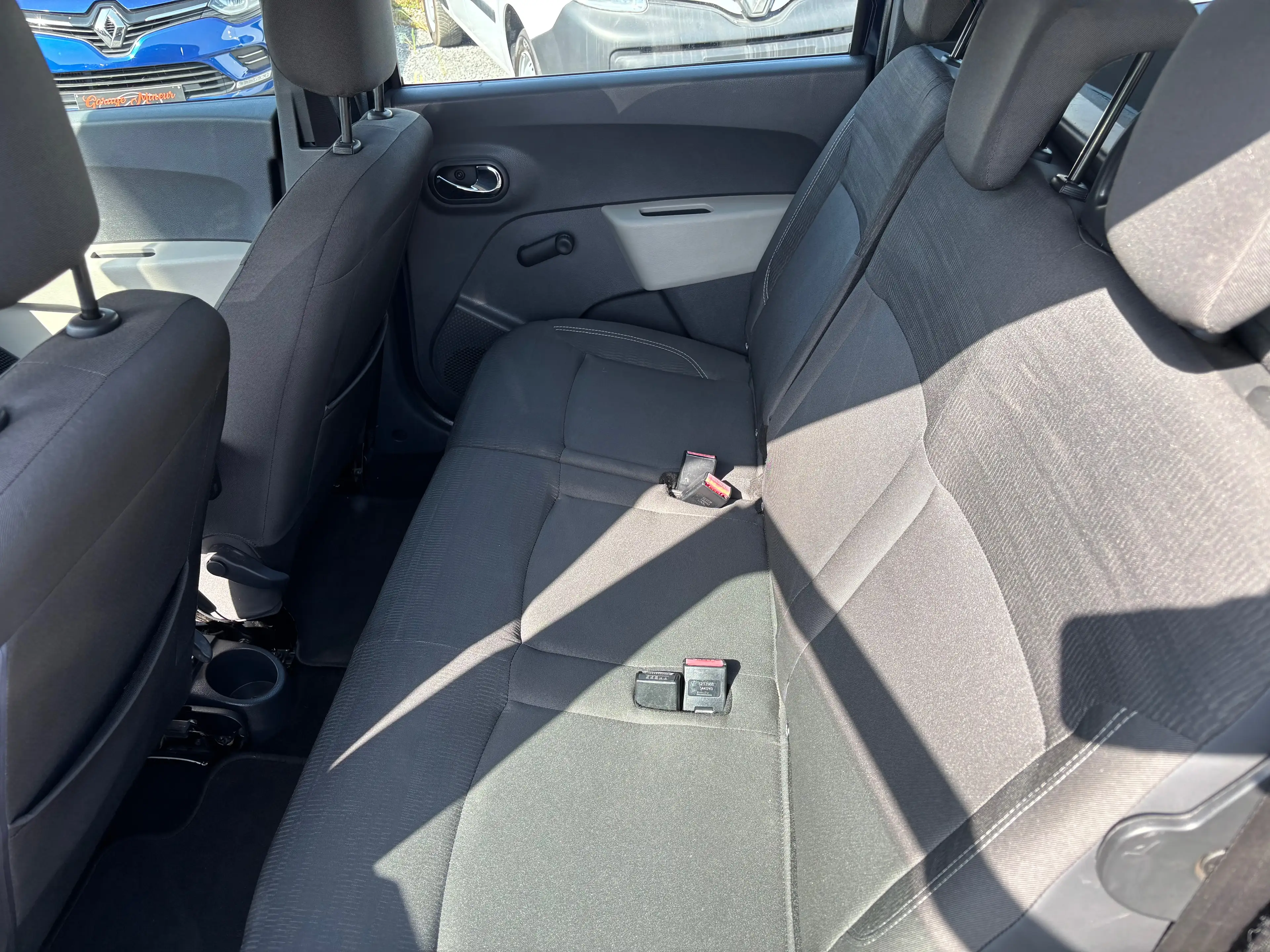 Dacia Lodgy Lodgy 1.6i  *****7 PLACES***** — photo 8