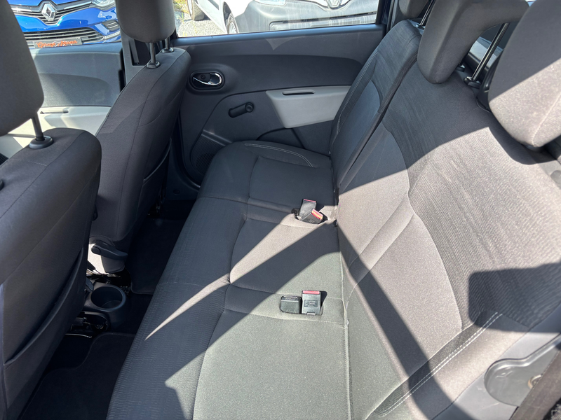 Dacia Lodgy Lodgy 1.6i  *****7 PLACES***** — photo 8