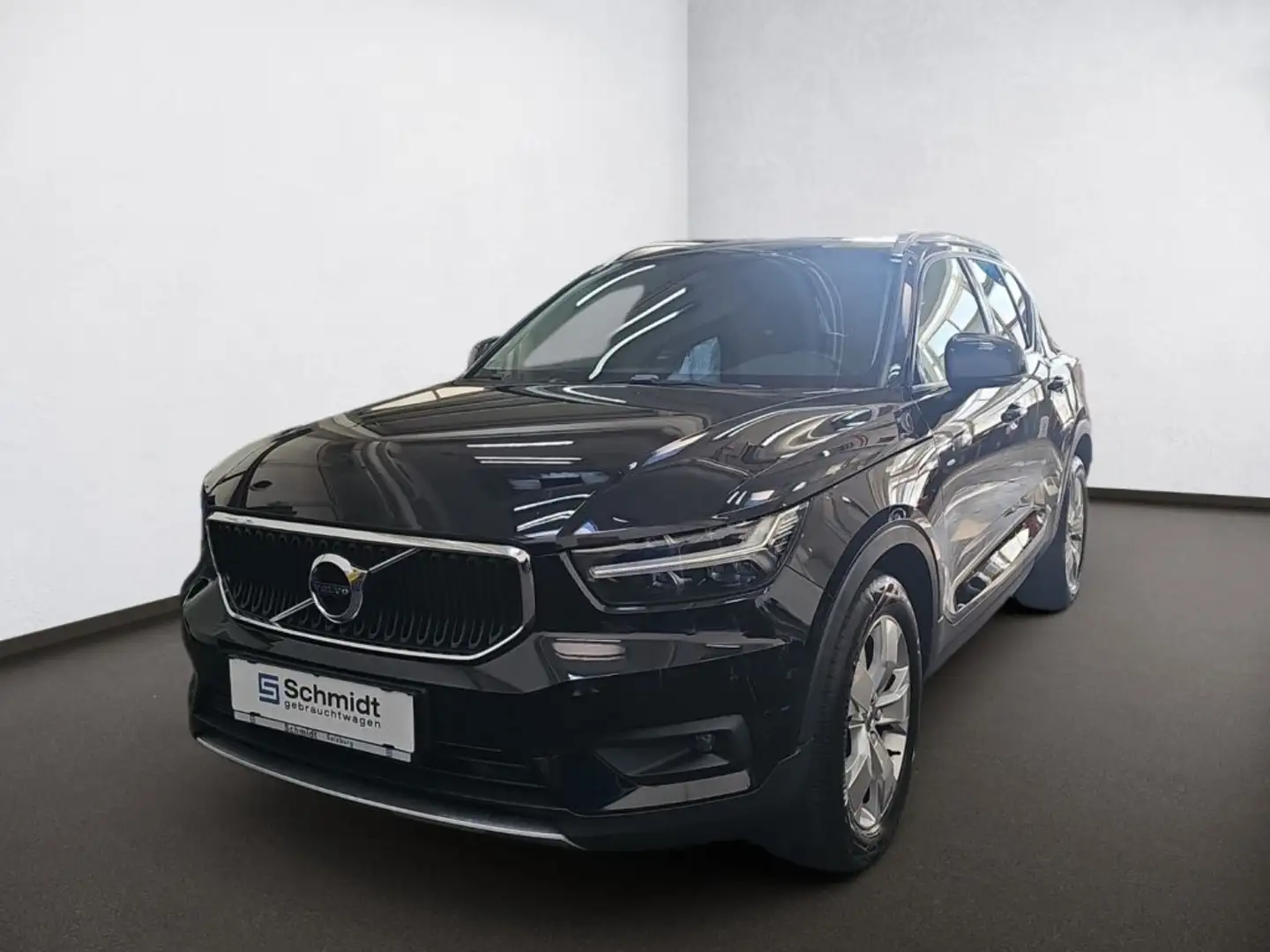 Volvo XC40 D3 Momentum Pro AWD Geartronic Schwarz - 1