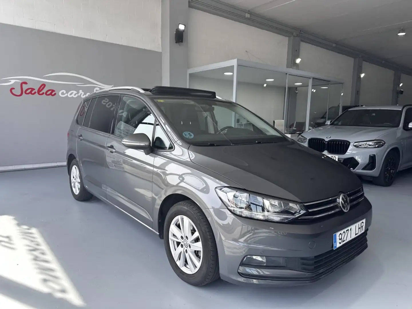 Volkswagen Touran 2.0TDI CR BMT Advance 110kW RAC Gris - 2