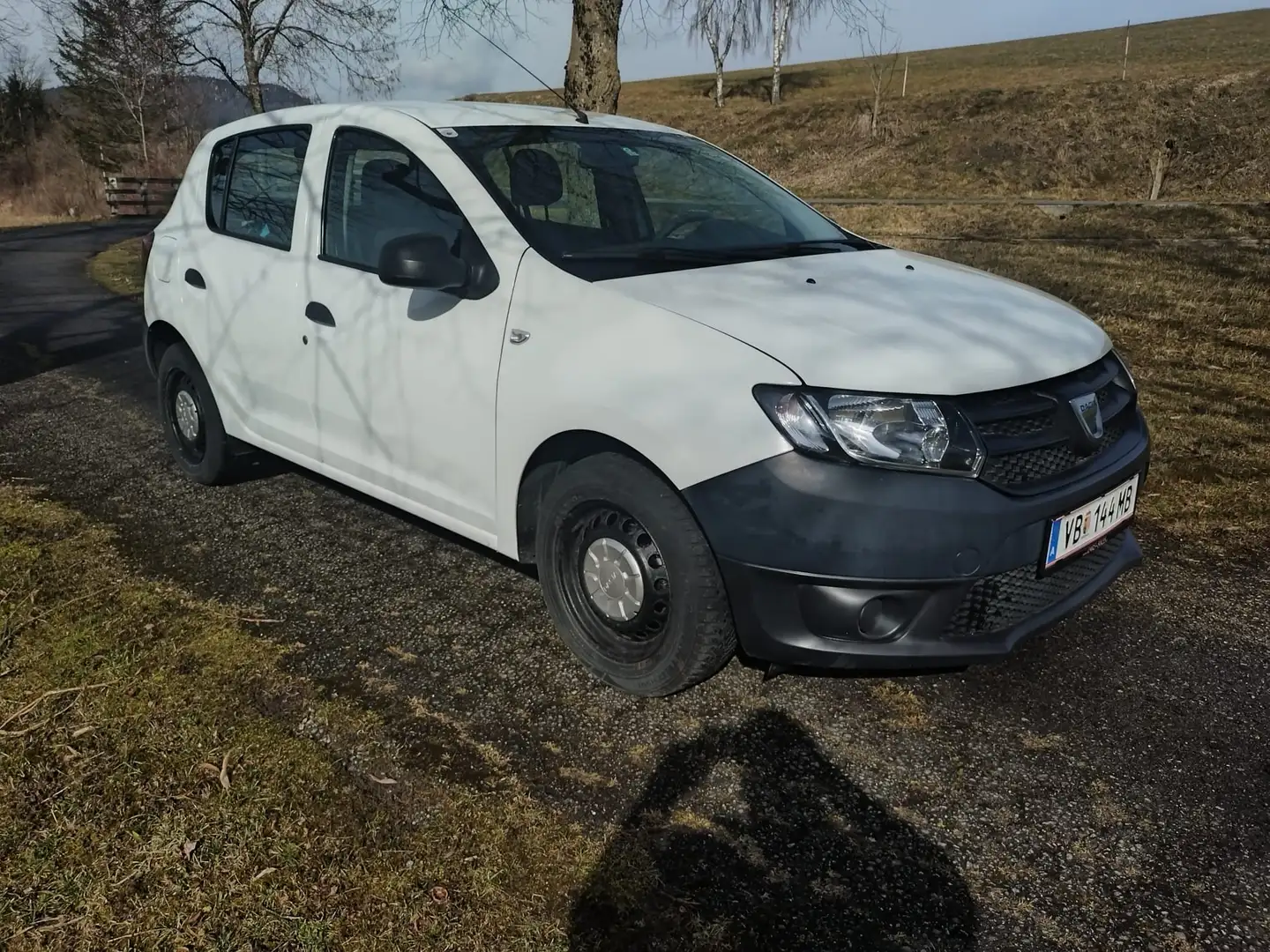 Dacia Sandero Sandero Celebration 1,2 16V 75 Celebration Weiß - 1