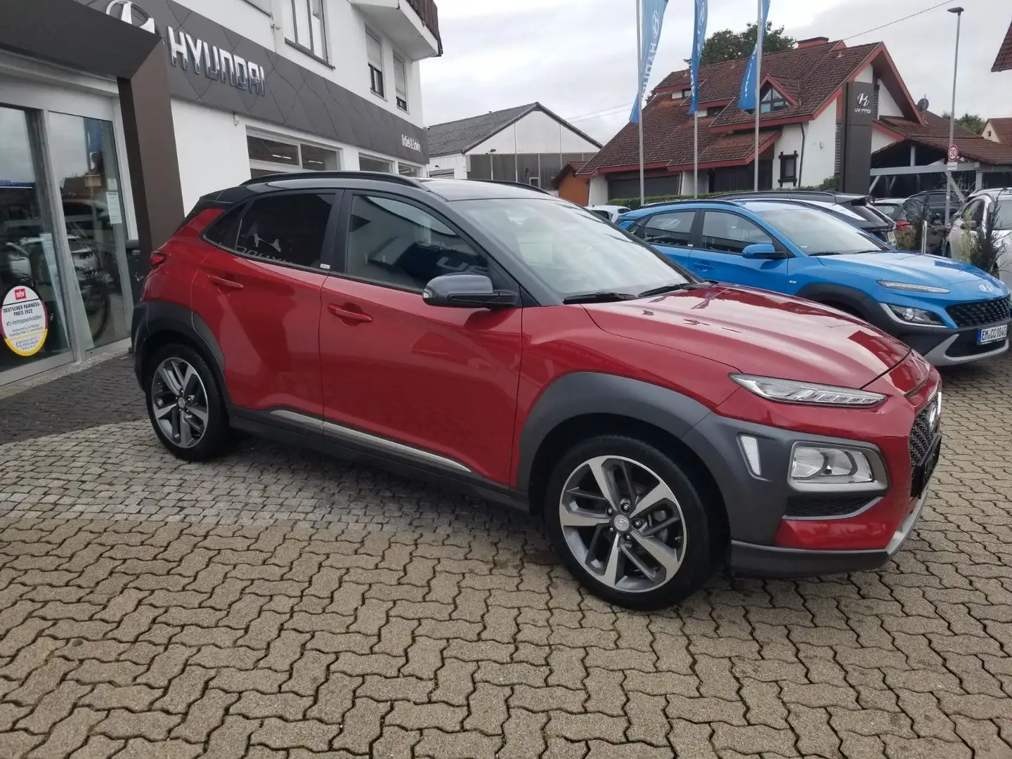 Hyundai KONA 1.0 T-GDi Style 2WD Rot - 2