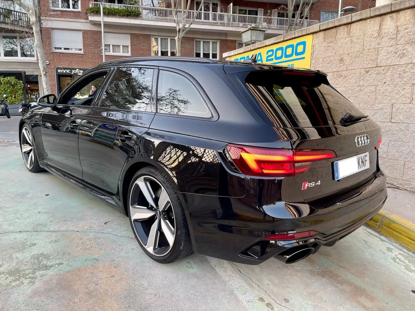 Audi RS4 AVANT 450 CV NACIONAL 2018 Schwarz - 2