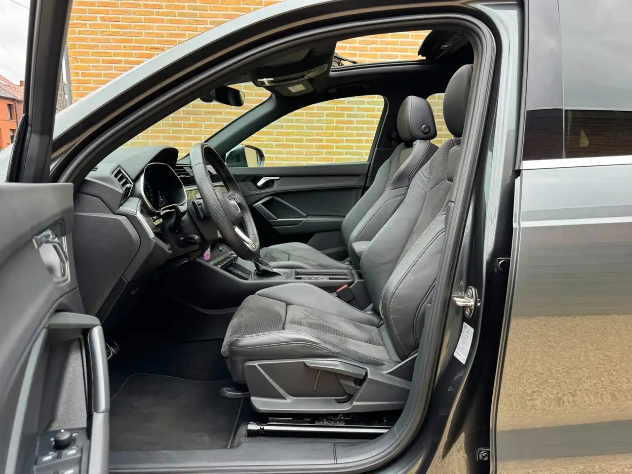 Audi Q3 35 TDi Business Edition Attraction S tronic, миниатюра 16