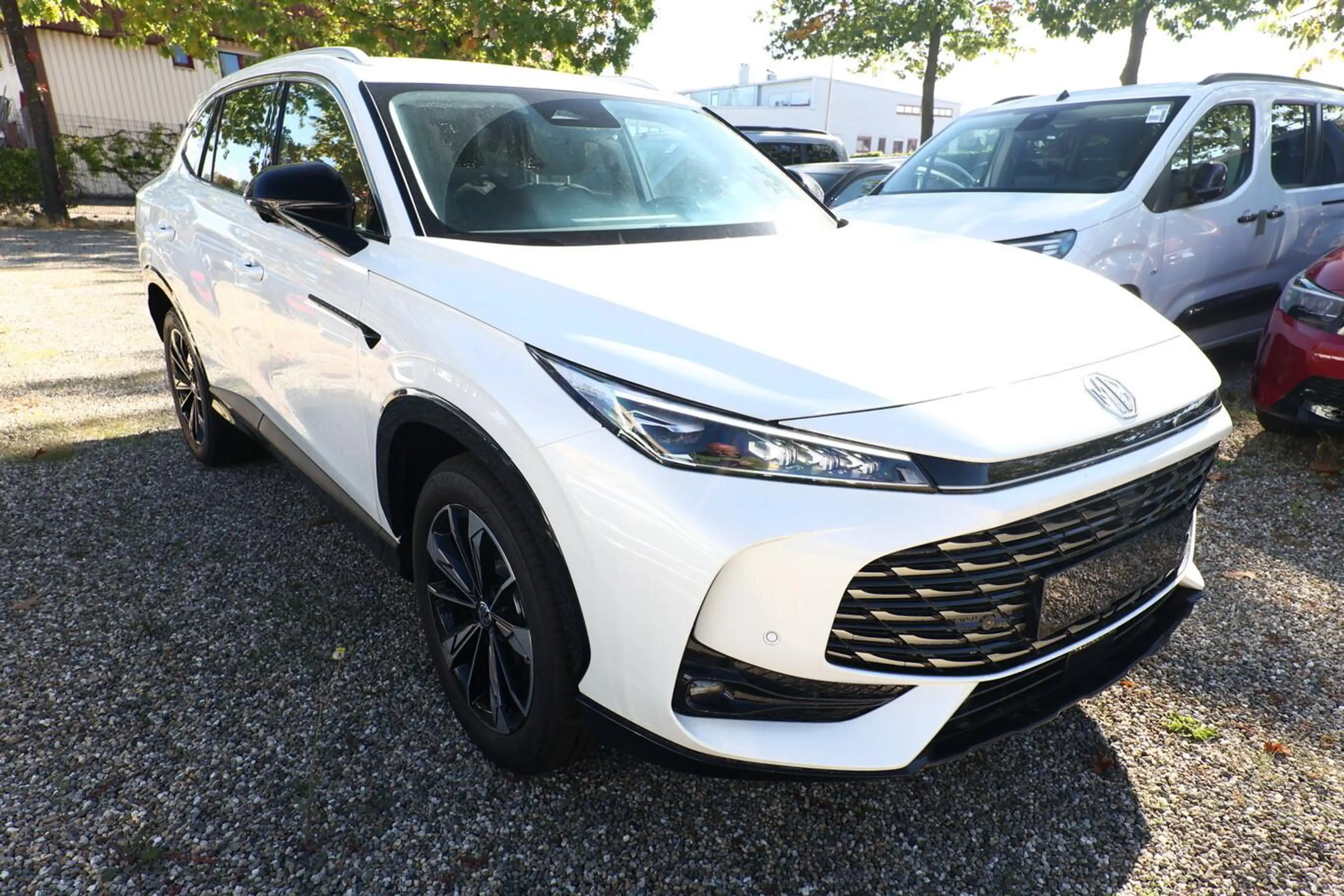 MG HS Luxury HEV+ ACC 360Kam SHZ eHK TotW KeyL 19Z 16... — photo 2