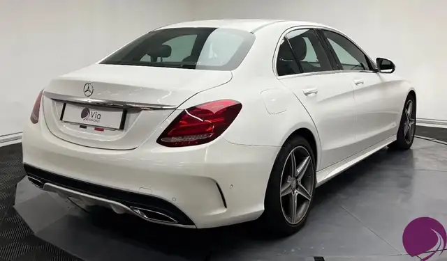 Mercedes-Benz C-Class view 5