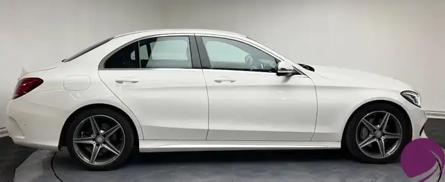 Mercedes-Benz C-Class view 4