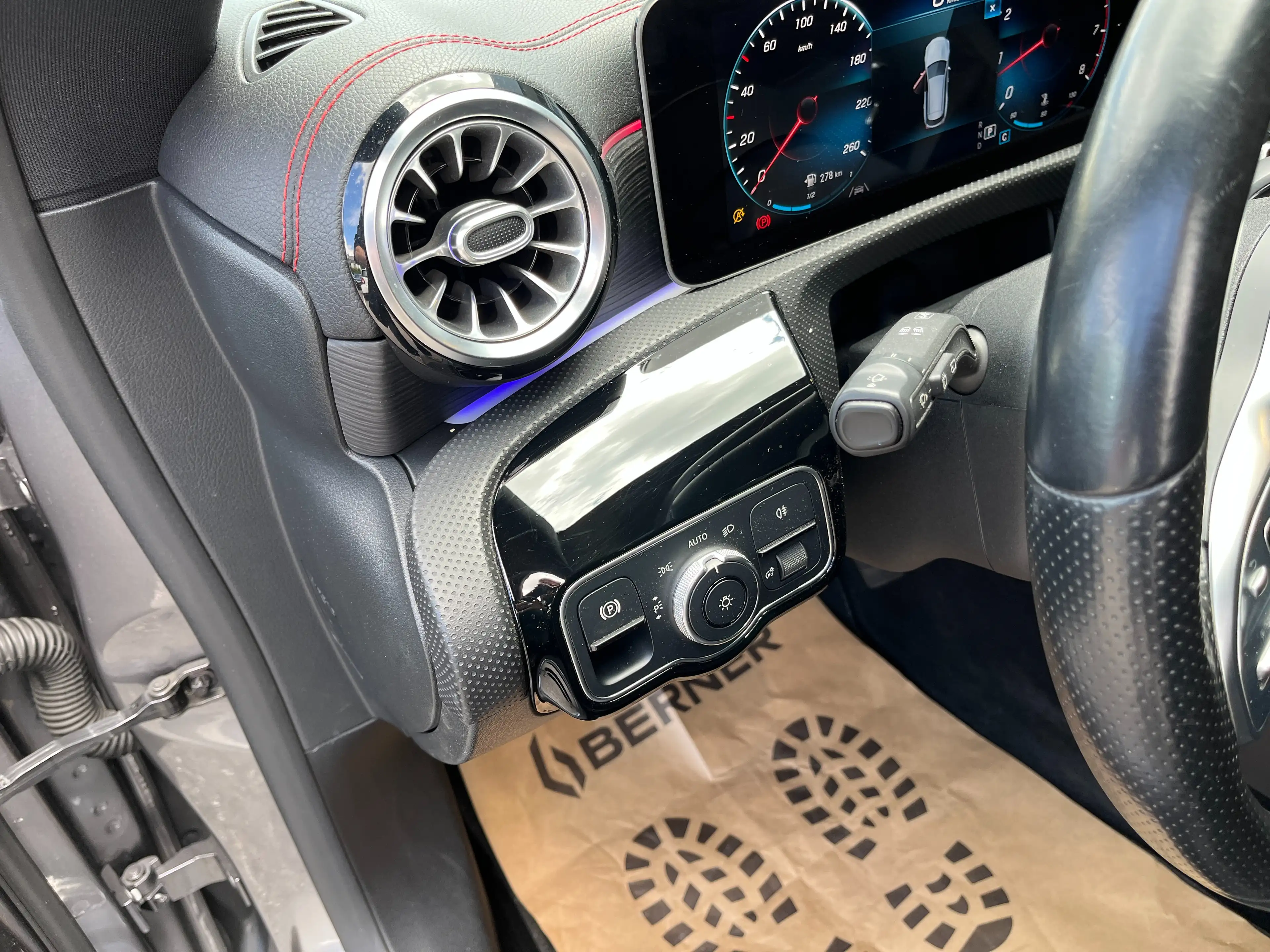 Mercedes-Benz CLA 220 CLA 220 Shooting Brake AMG*LIMITED EDITION*PANO* — photo 15