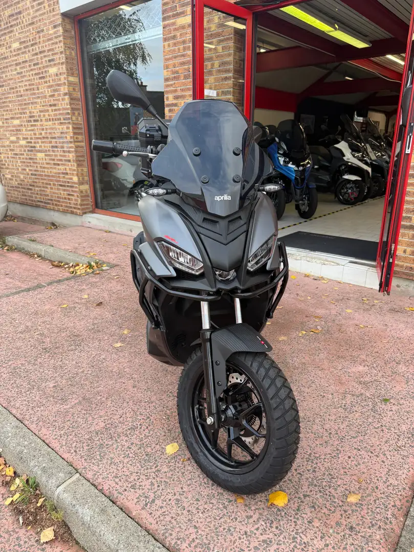 Aprilia SR GT 125 Gris - 2