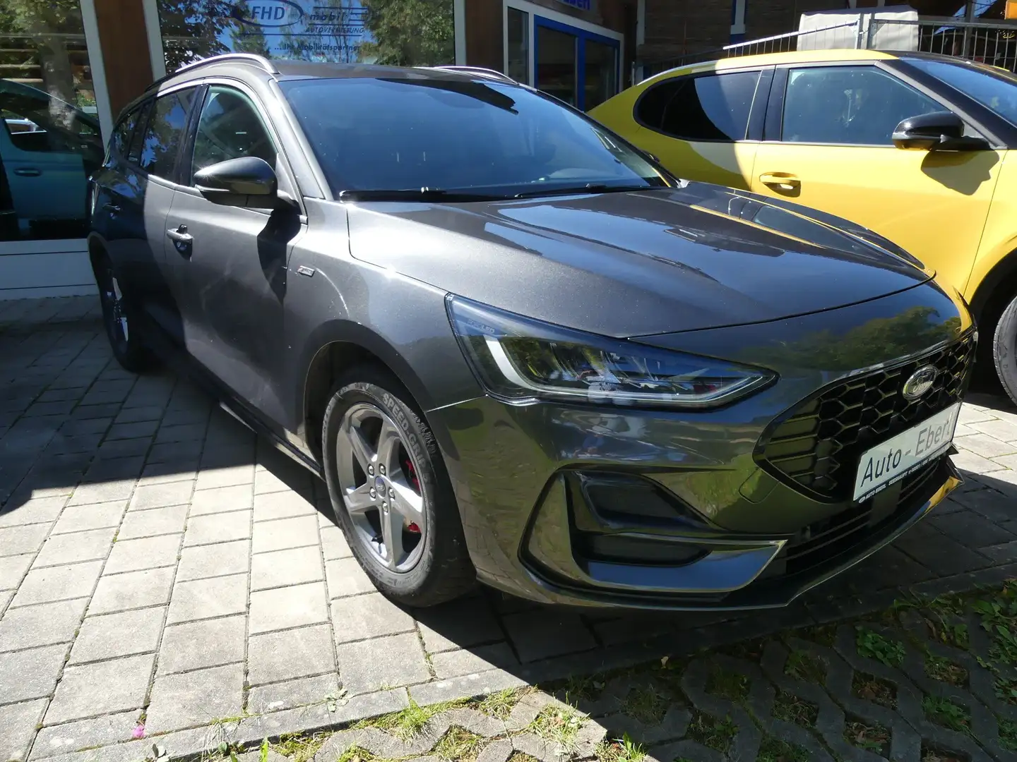 Ford Focus ST-Line Style Grau - 2