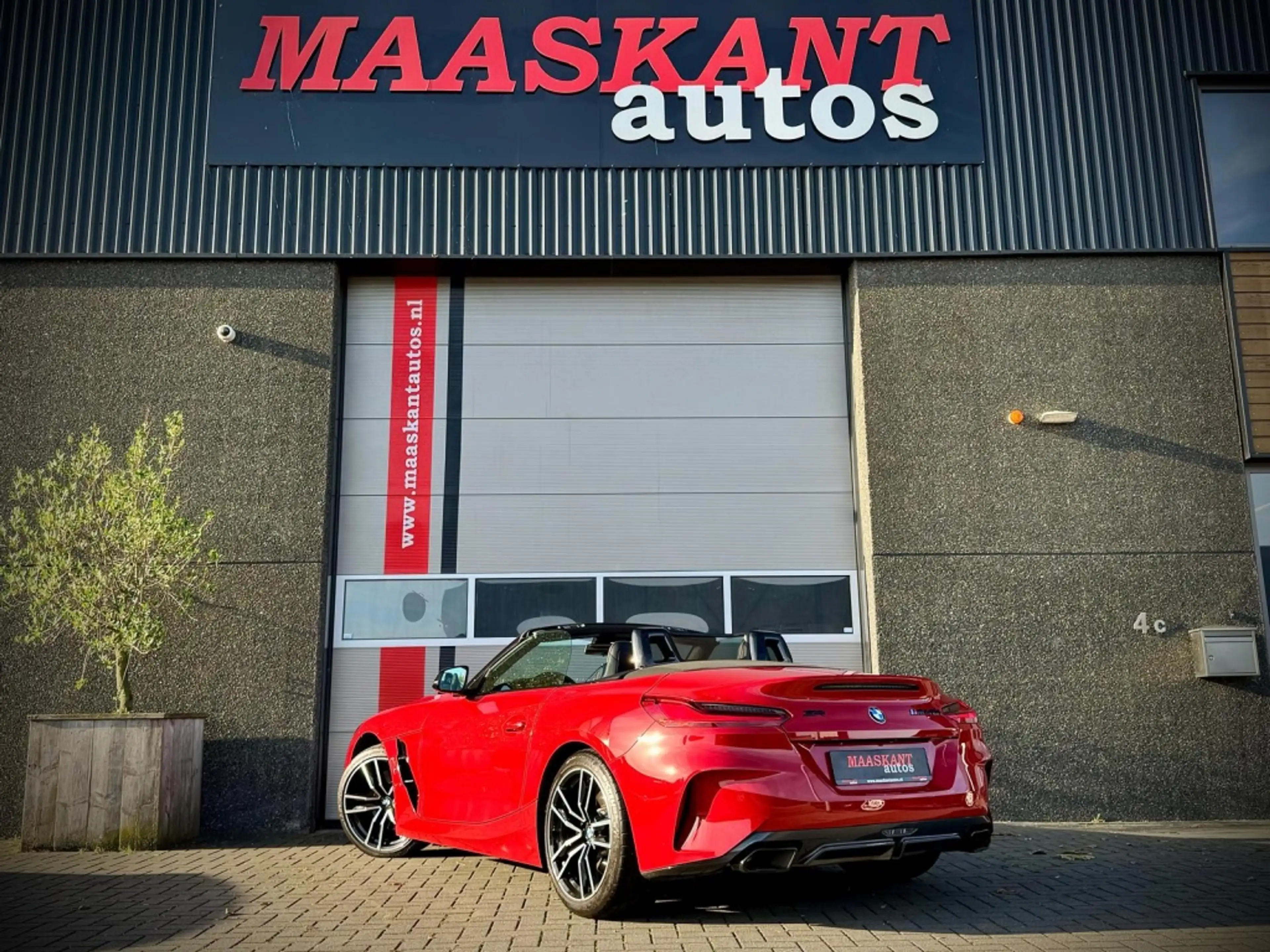 BMW Z4 roadster M40 i / Harmon Kardon / Head Up / San Fra — photo 11