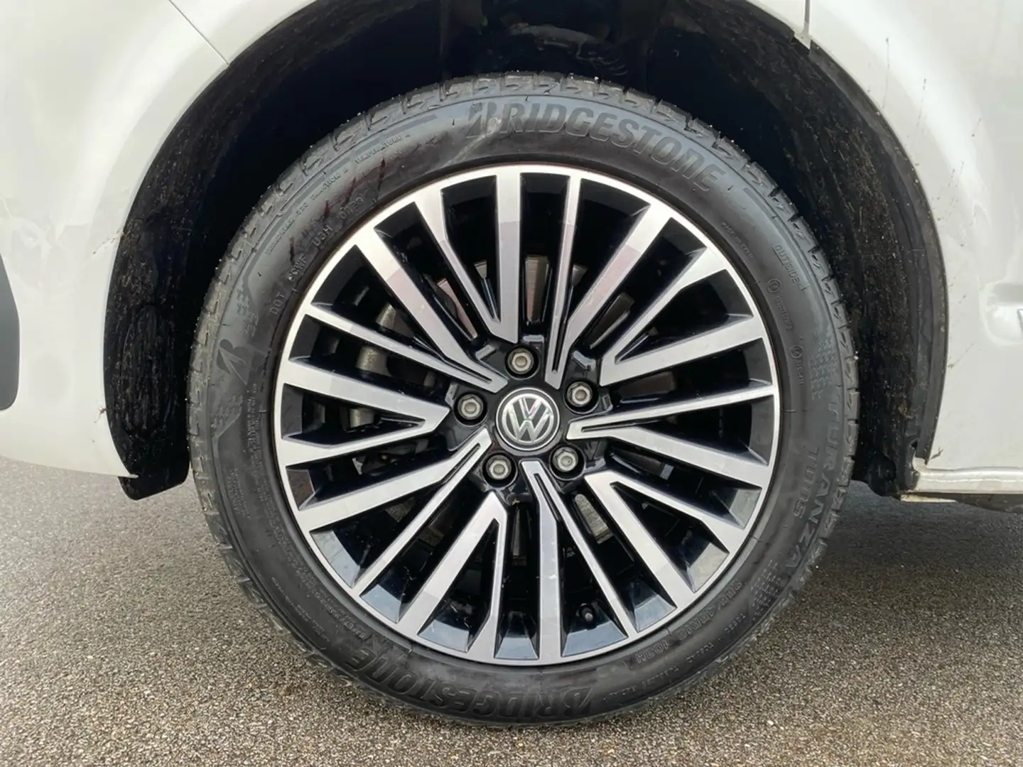 Volkswagen T6 Multivan 6.1 2.0 TDI DSG Generation SIX +RFK+ACC+ Weiß - 2