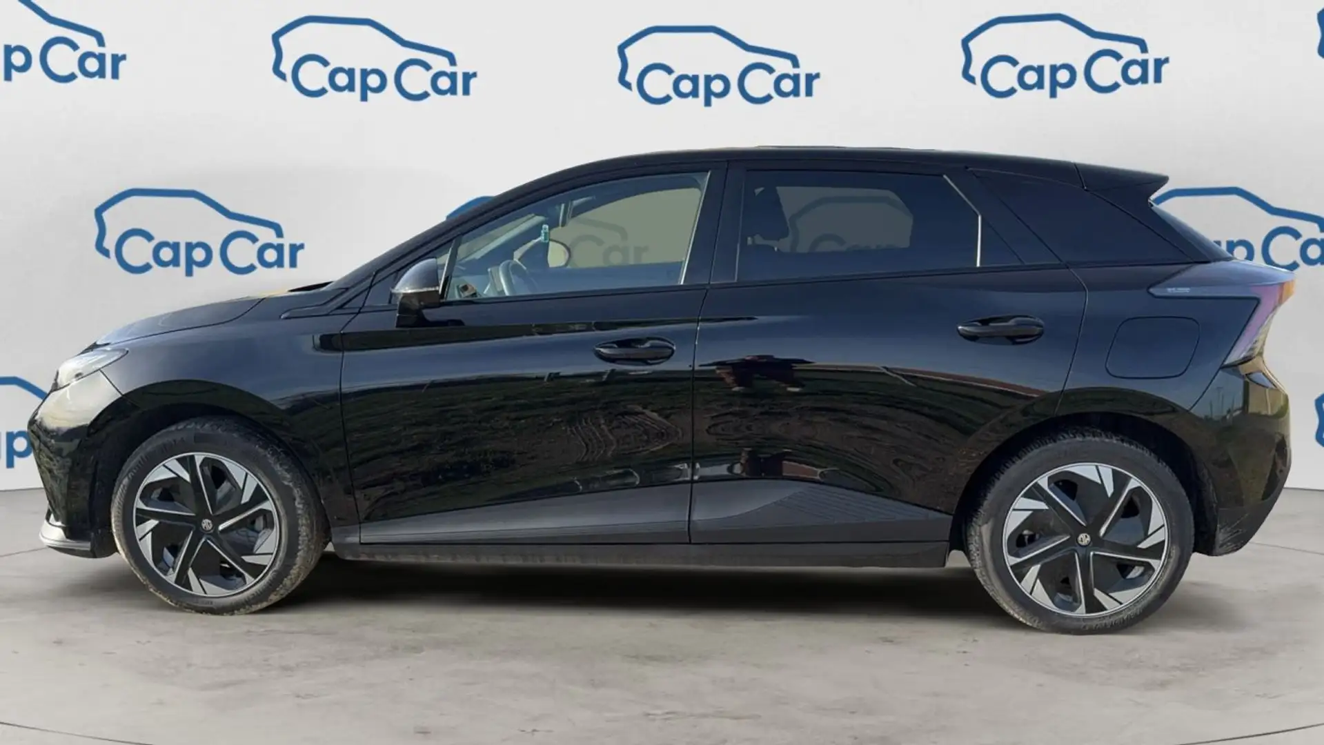 MG MG4 EV 204 64kWh Luxury Noir - 2