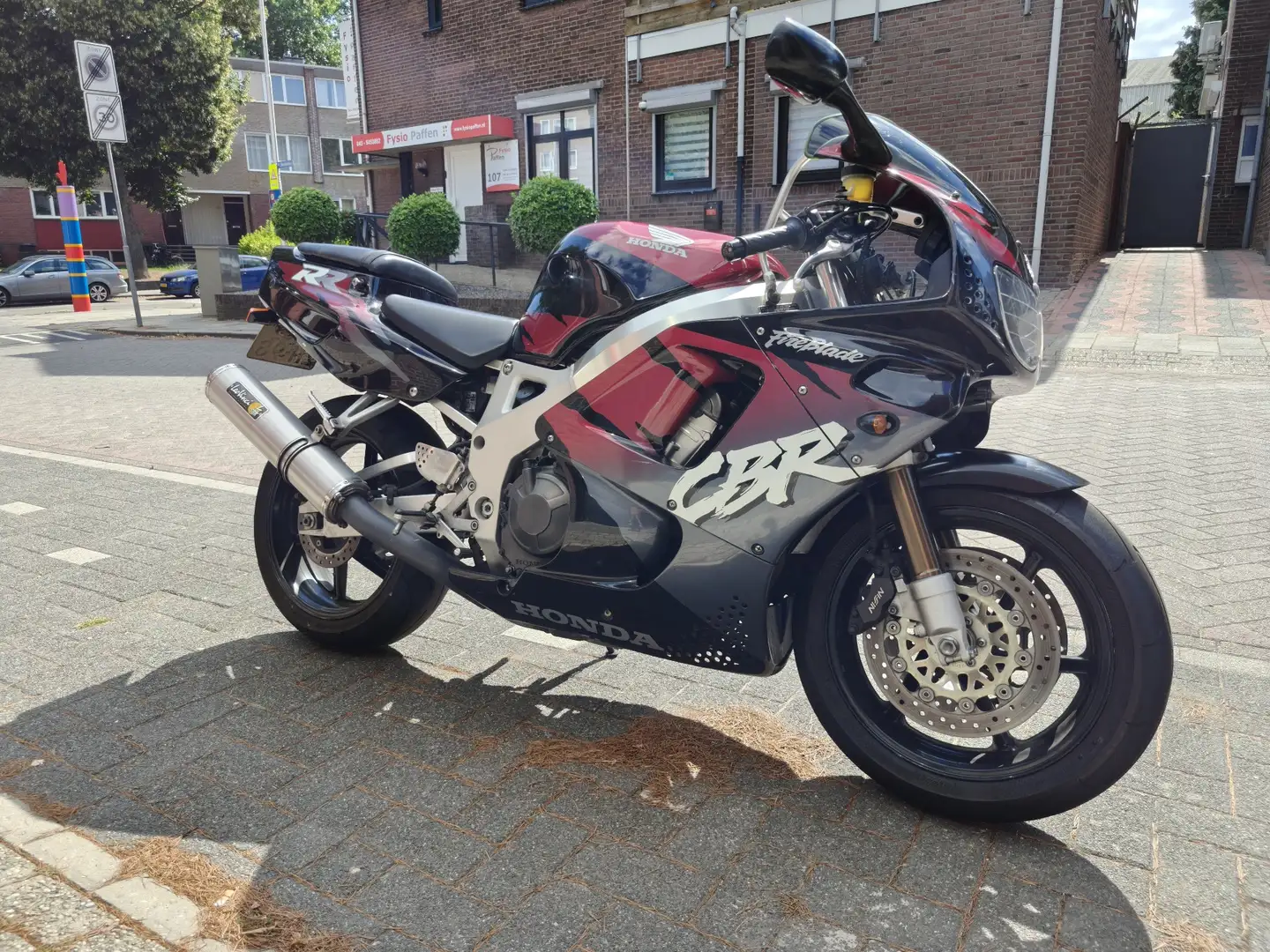 Honda CBR 900 Zwart - 2