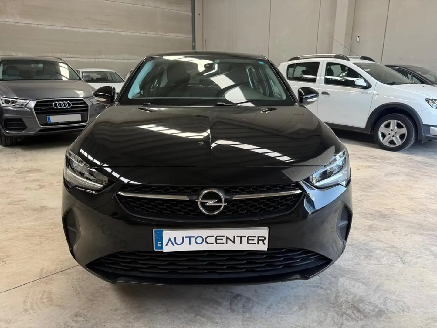 Opel Corsa 1.2 XEL S/S Edition 75 Negro - 2