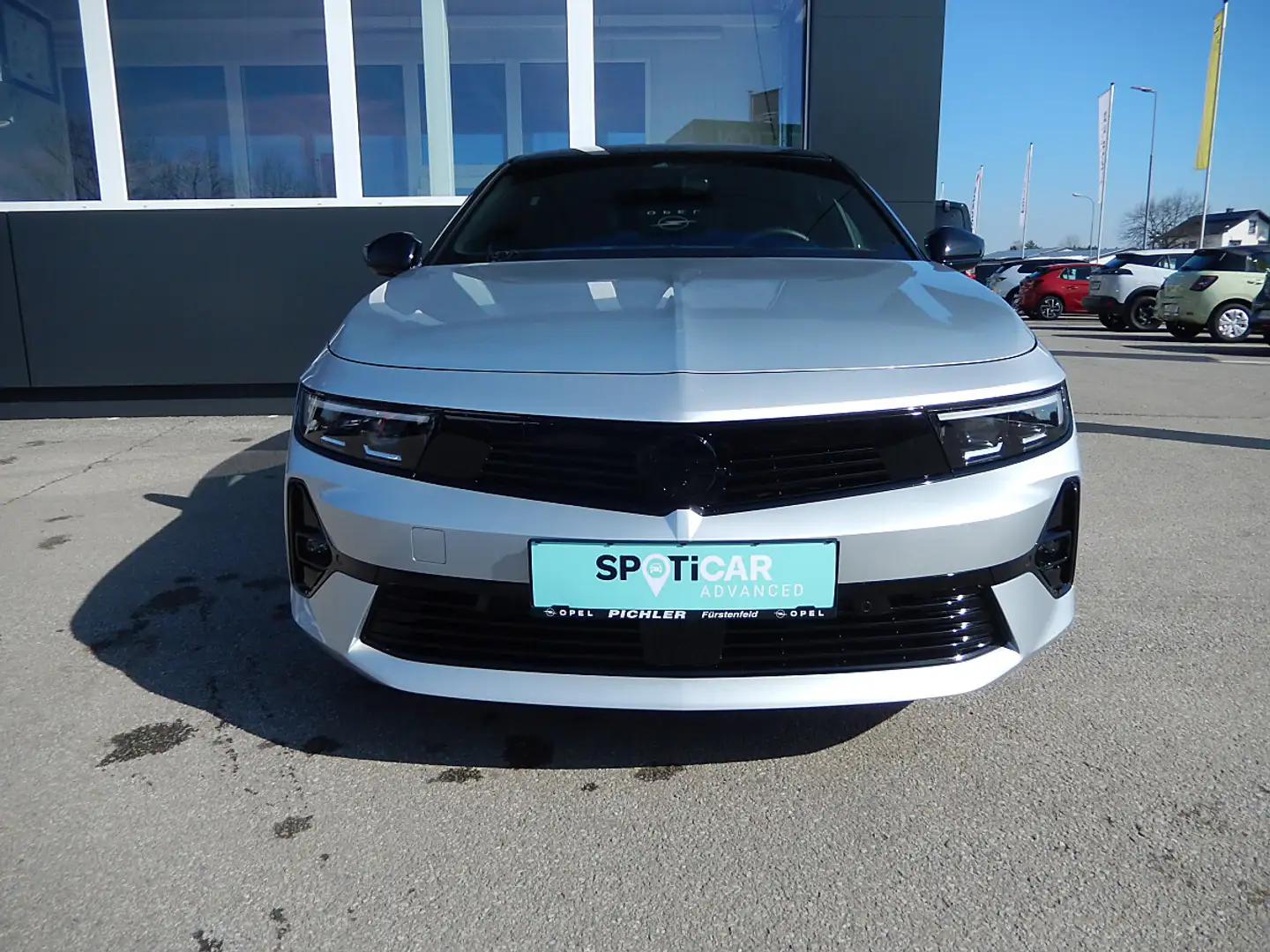 Opel Astra 1,6 Turbo PHEV GS Aut. Silber - 2