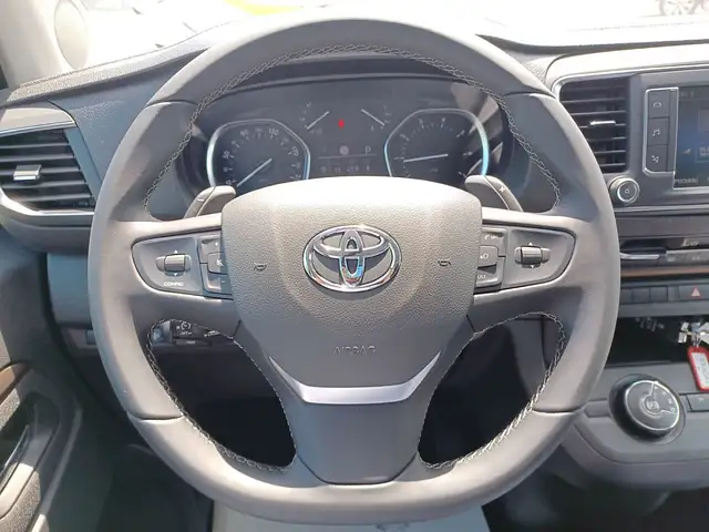 Toyota Proace Crosscamp Lite Ansicht 11