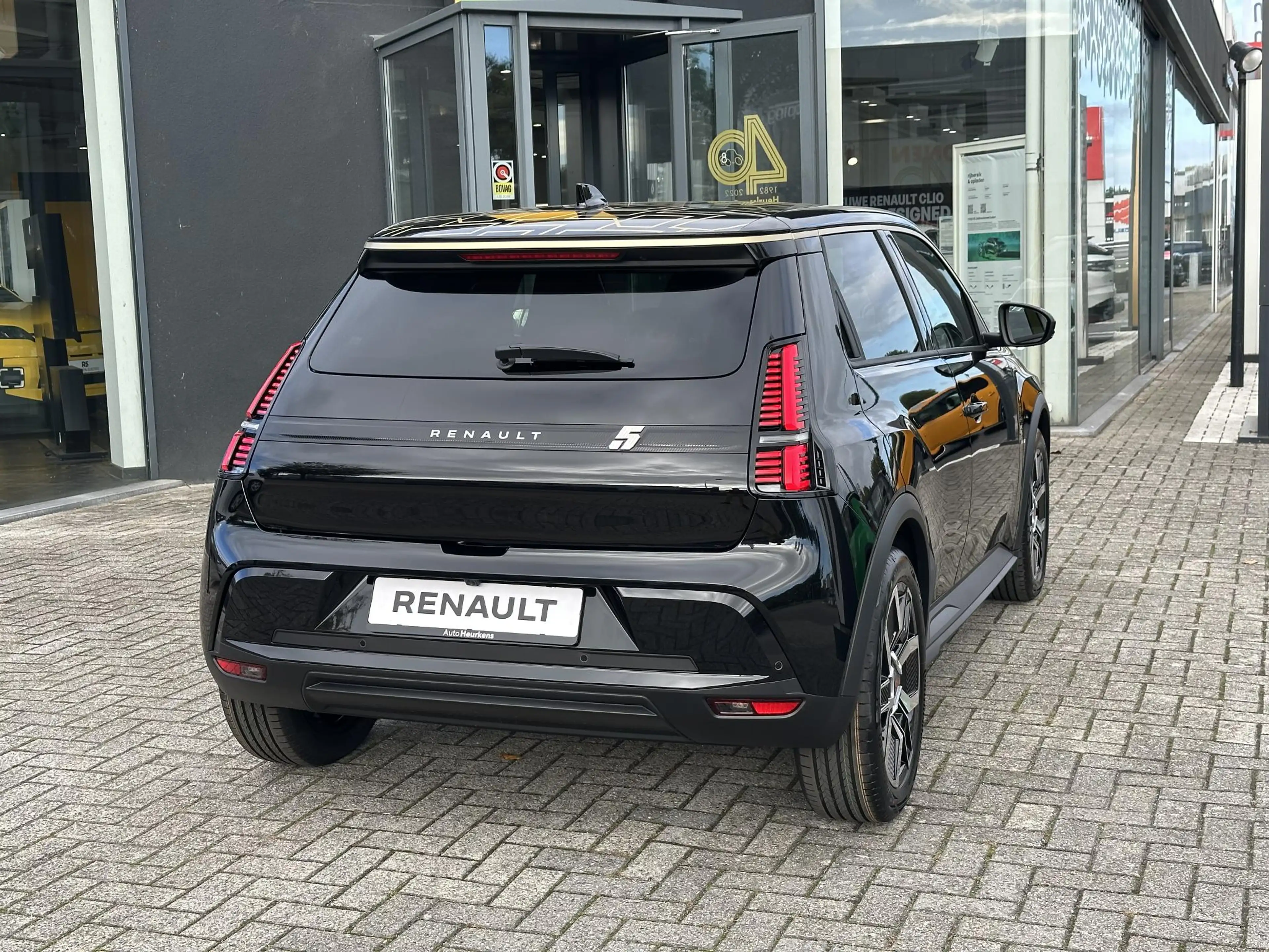 Renault R 5 Techno 150 pk Comfort Range l € 1.495 voorraadvoor — photo 5