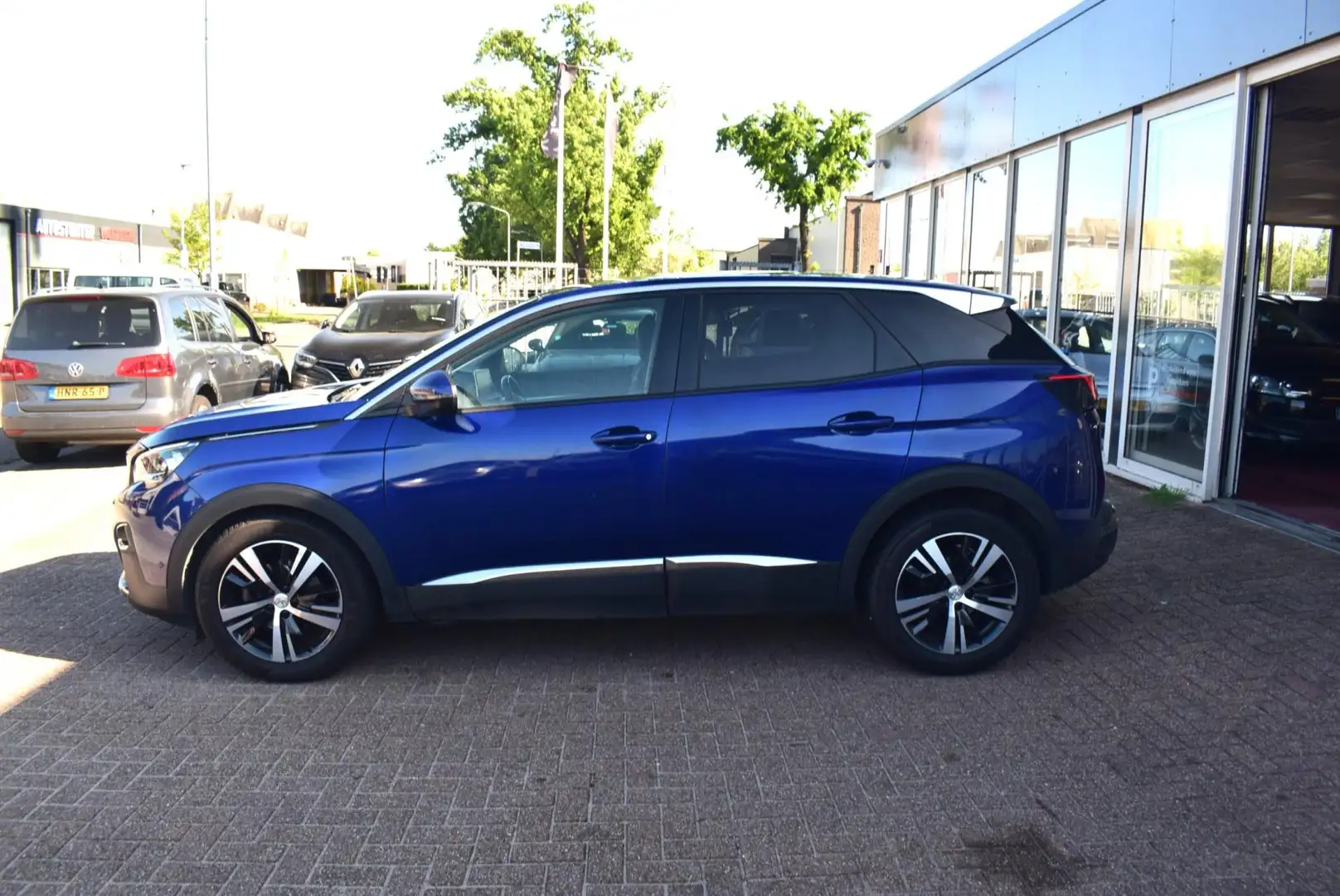 Peugeot 3008 1.2 PureTech Allure |AUTOMAAT | NAVI| HALF LEDER|C Blau - 2