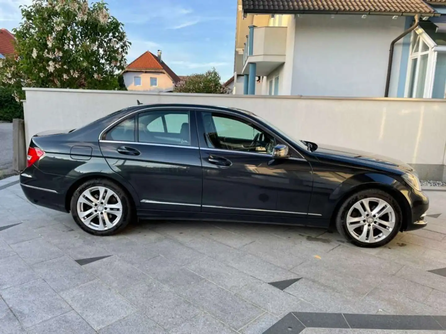 Mercedes-Benz C 220 Avantgarde CDI Aut. - 2