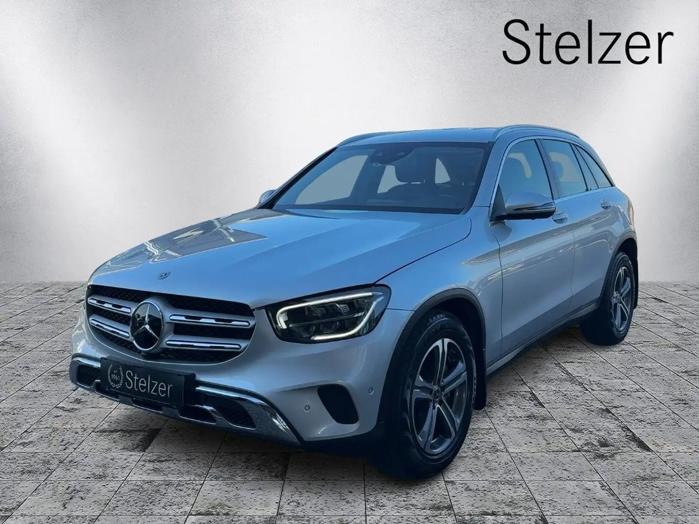 Mercedes-Benz GLC 200 d 4MATIC Fahrassistenz-Paket LED Silber - 1