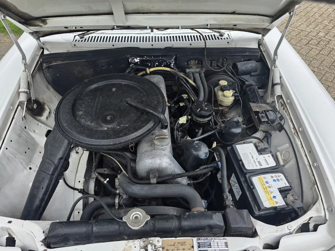 Mercedes-Benz 230, foto 12
