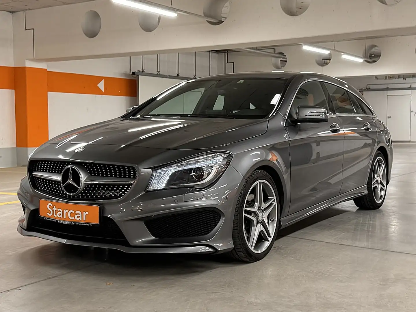 Mercedes-Benz CLA 200 CDI Shooting Brake Aut.//AMG-Line// BI-XENON*TE... Gris - 1