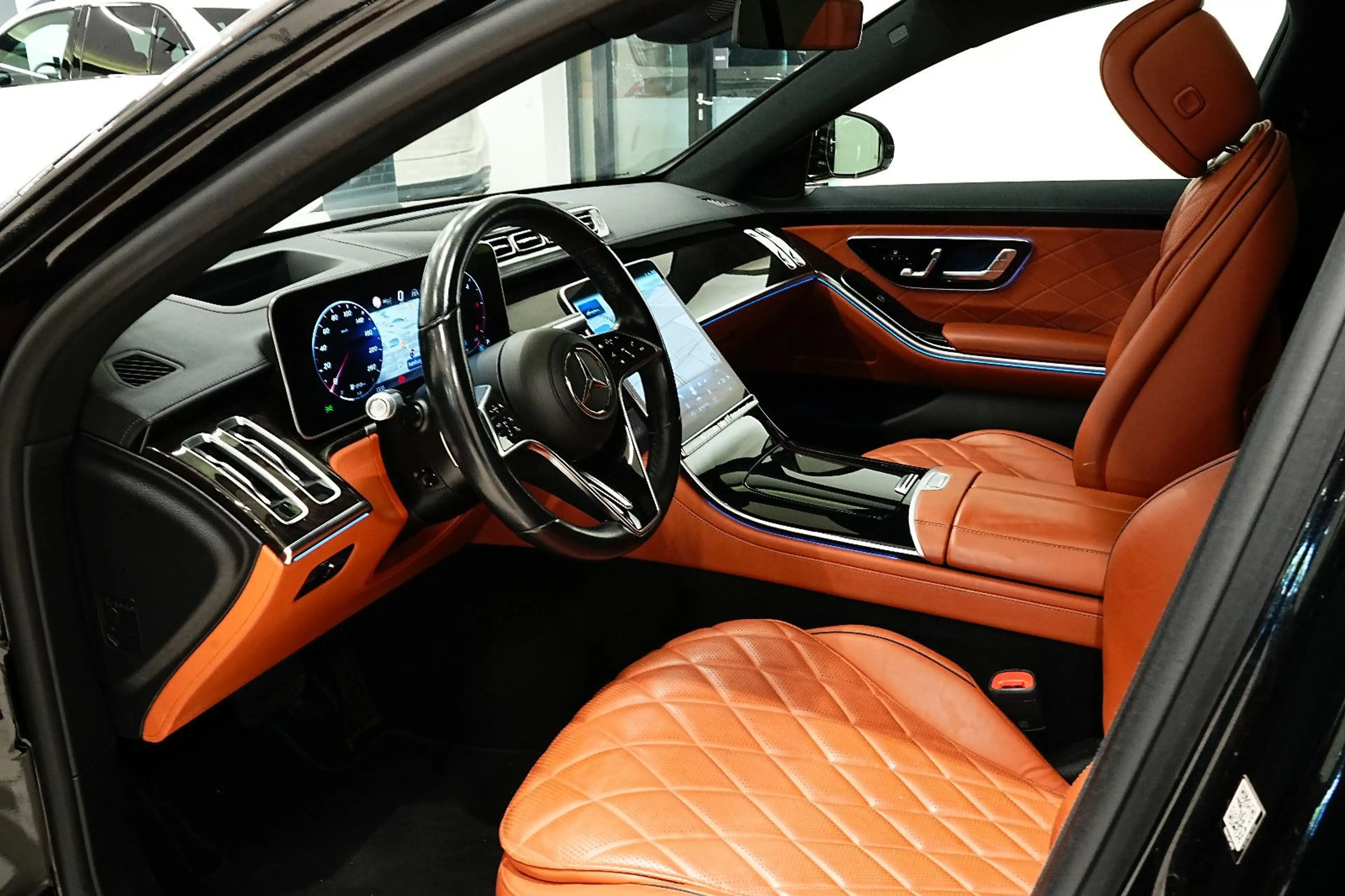 Mercedes-Benz S 400 d|AMG|DISTR|HUD|LUFT|PANO|MEMO|eAHK| — photo 4