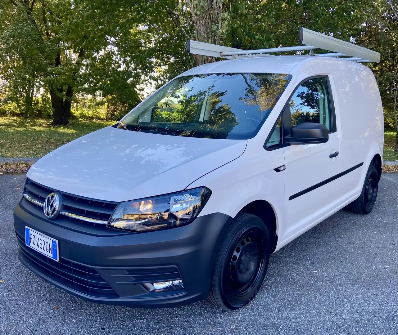 Volkswagen Caddy Van 2.0 TDI 102cv DSG Bianco - 1