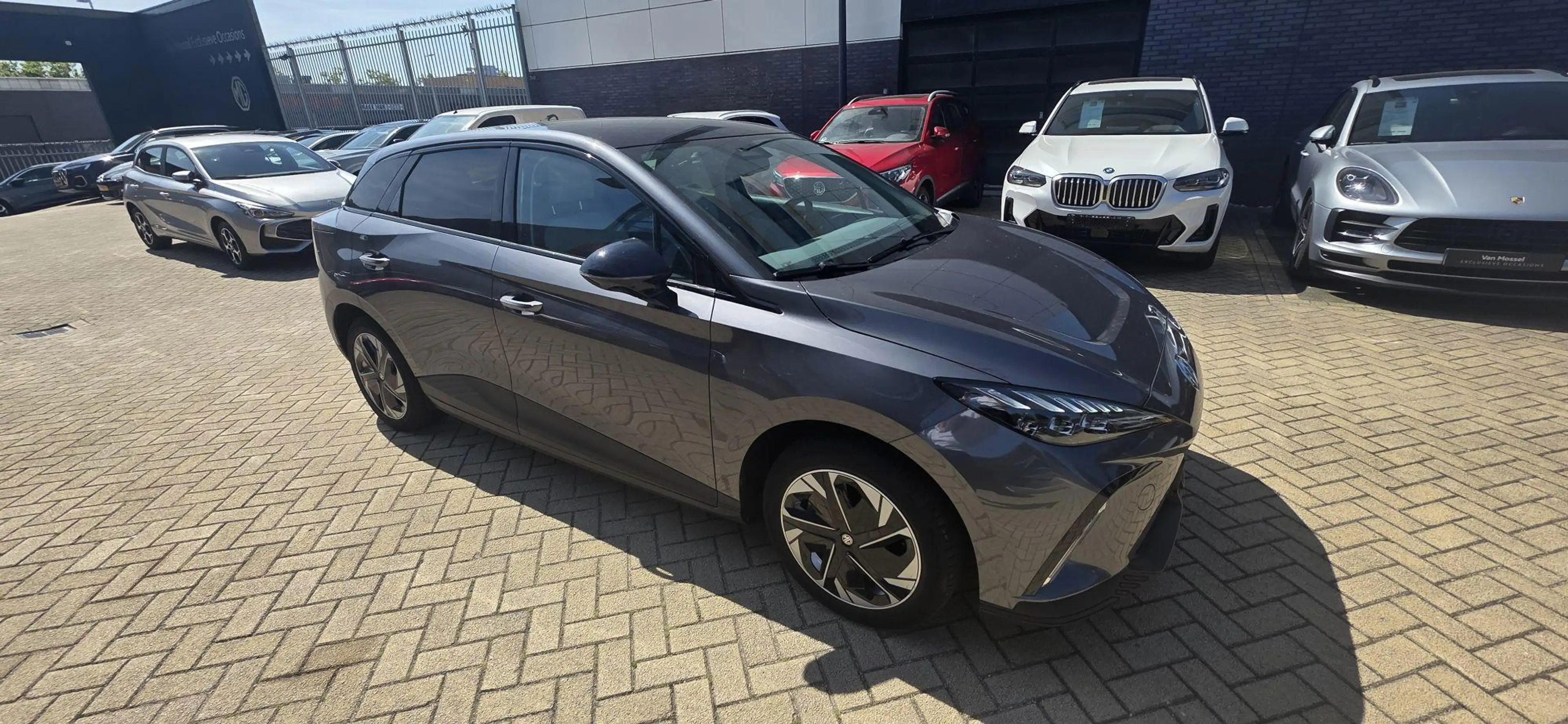 MG MG4 Electric Luxury Long Range 64 kWh | Uniek interieu — photo 4