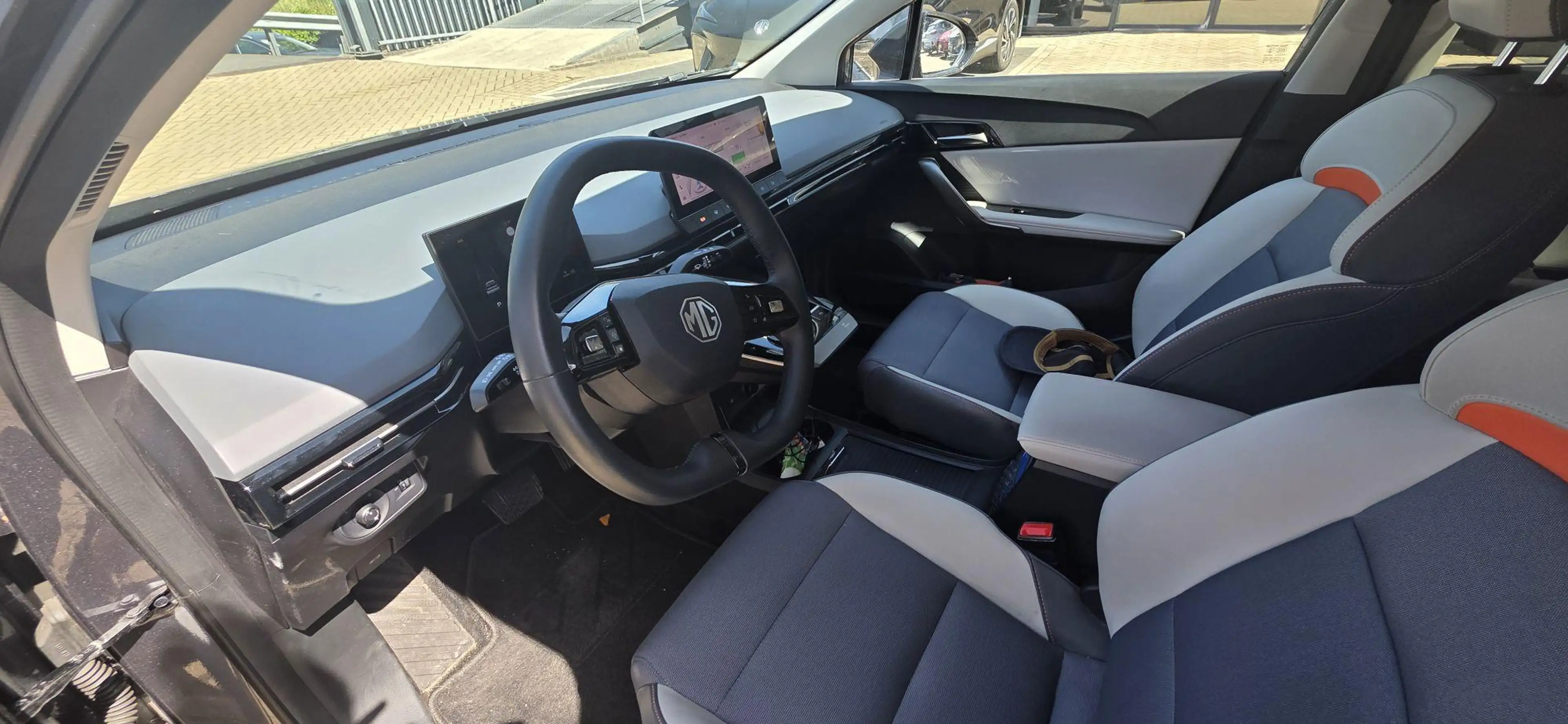 MG MG4 Electric Luxury Long Range 64 kWh | Uniek interieu — photo 11