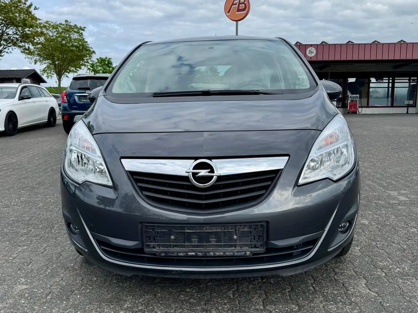 Opel Meriva Design Edition Gris - 2