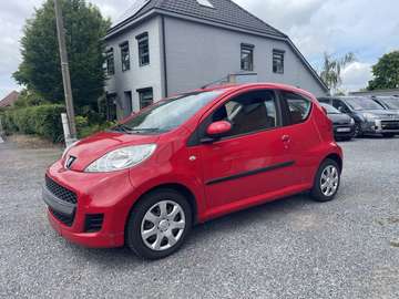 1.0i Benzine,Airco,1e eigenaar+boekje,Goede staat,..