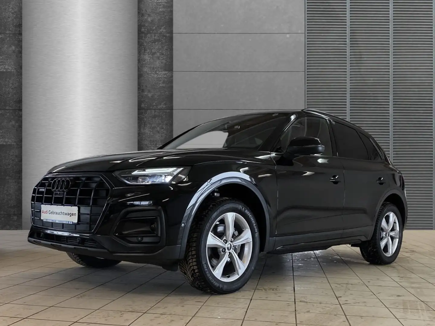 Audi Q5 advanced (Garantie 11/2028.Navi.Pano.SHZ.LED.DAB) Schwarz - 2