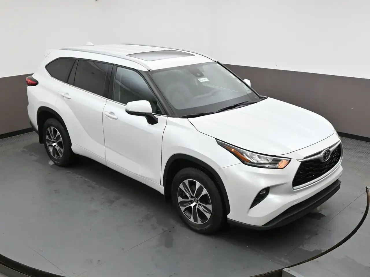 Toyota Highlander снимка Toyota Highlander