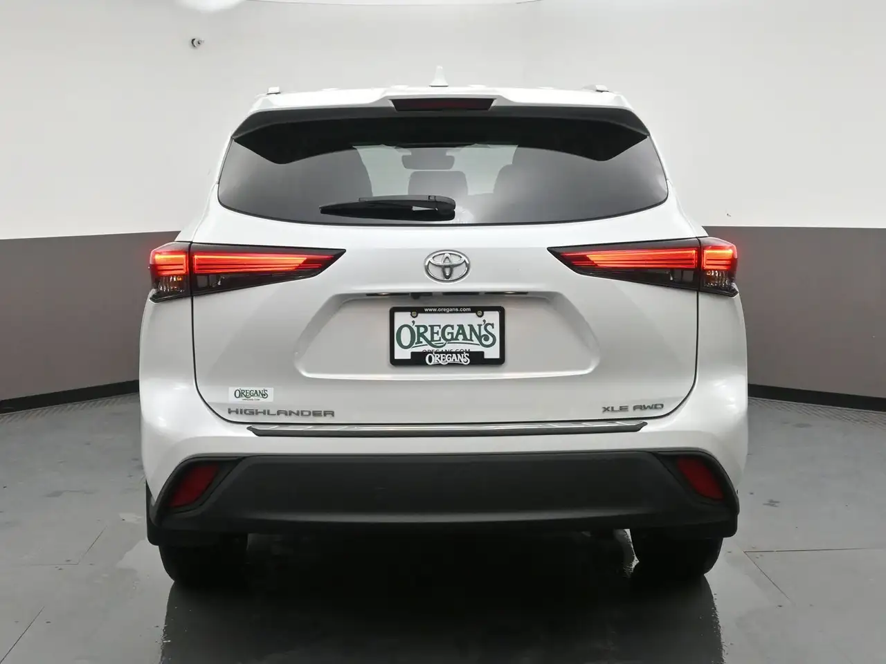 Toyota Highlander снимка Toyota Highlander