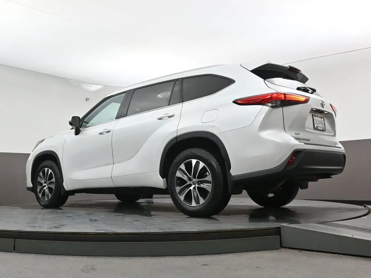 Toyota Highlander снимка Toyota Highlander