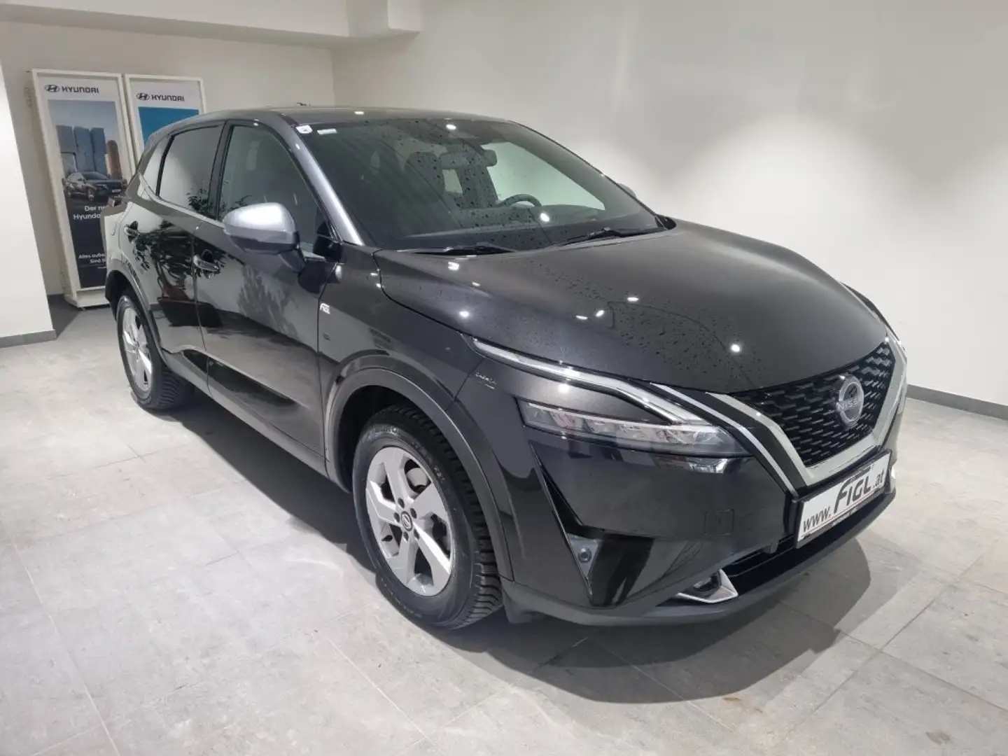 Nissan Qashqai 1.3 DIG-T MHEV 158 Tekna Noir - 2