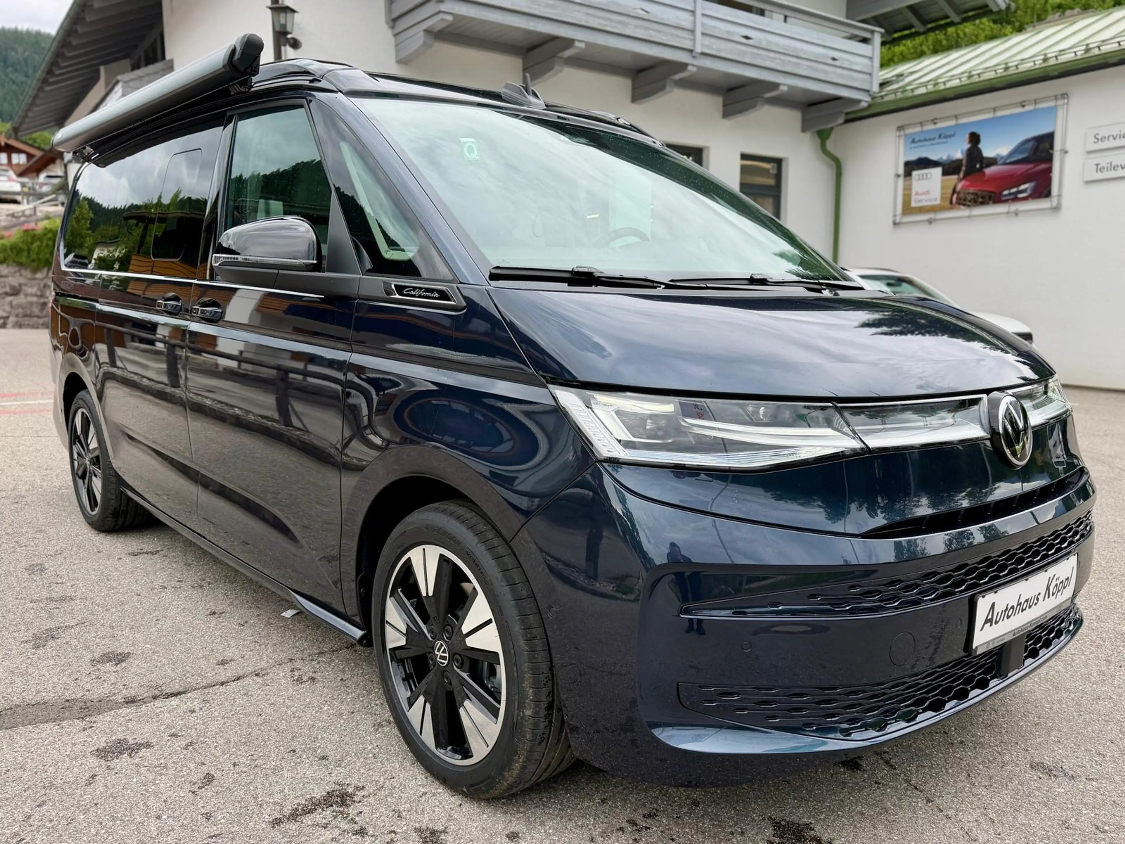 Volkswagen T7 California Beach Tour 2.0 TDI AHK 18" IQ Keyl — photo 2