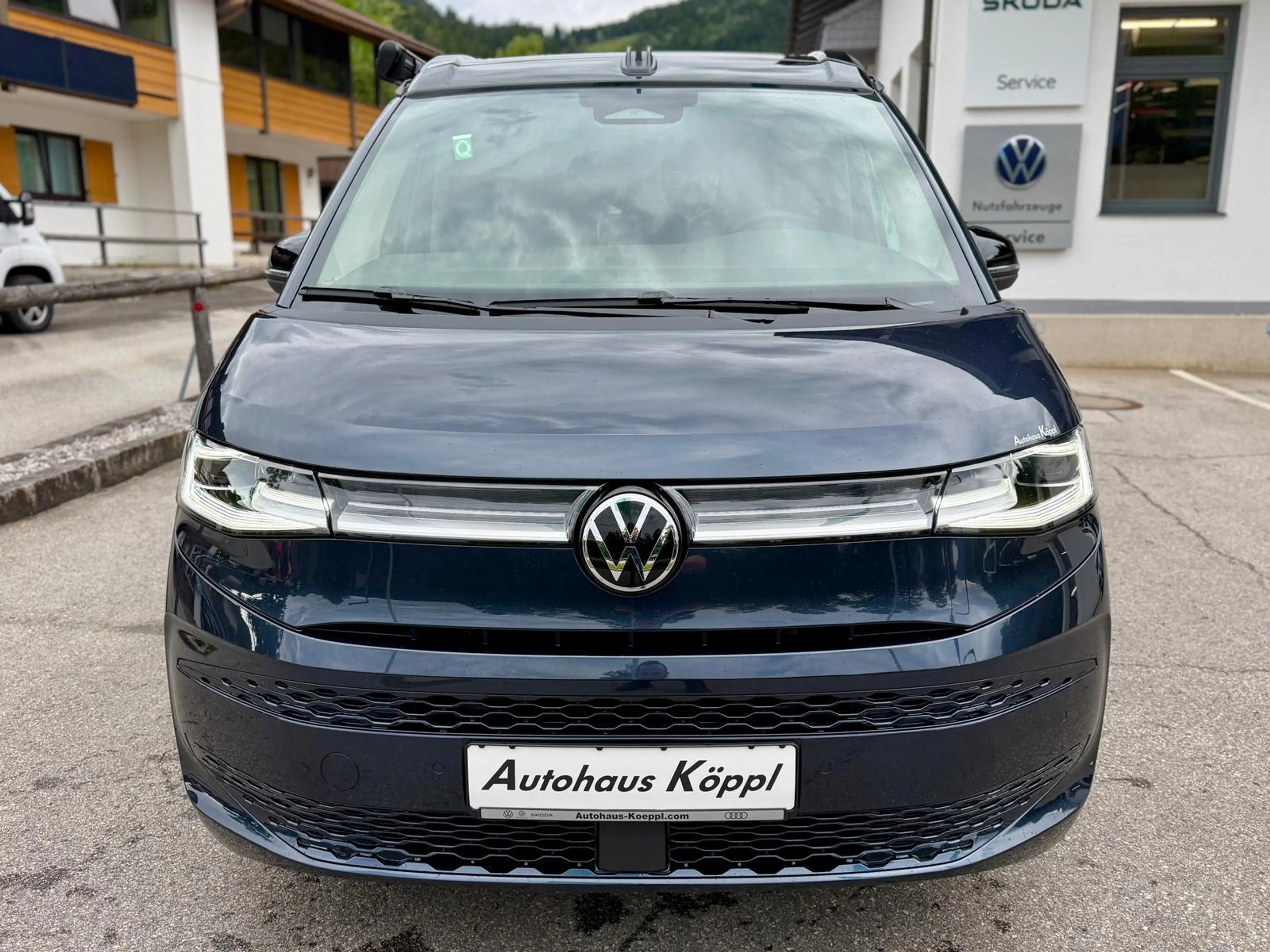 Volkswagen T7 California Beach Tour 2.0 TDI AHK 18" IQ Keyl — photo 4