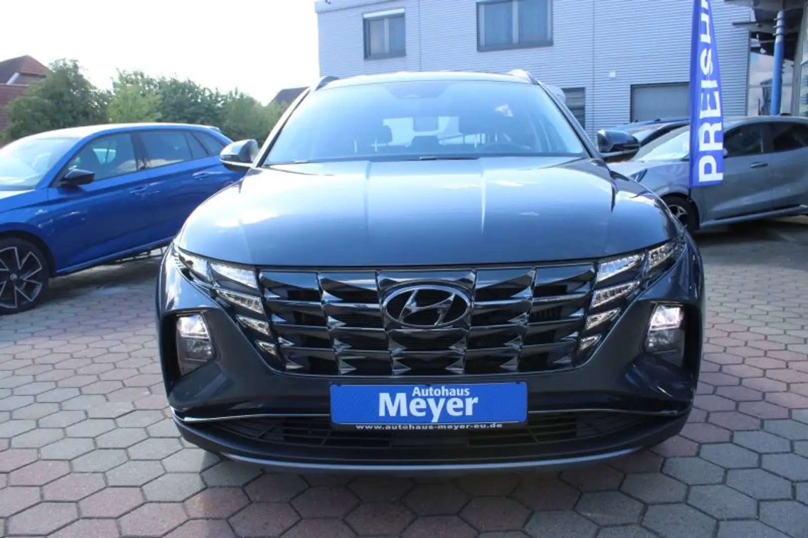 Hyundai TUCSON 1.6 T-GDI 1. Hand / top gepflegt Gris - 2